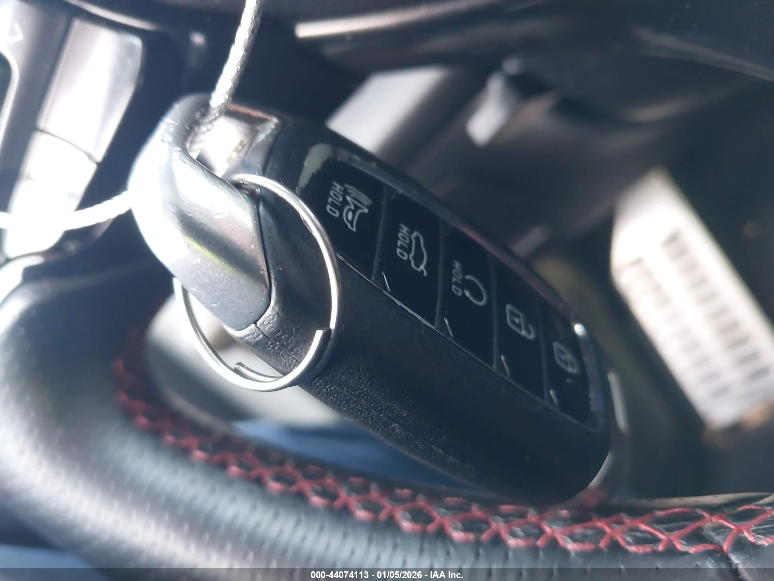 HYUNDAI ELANTRA image 11