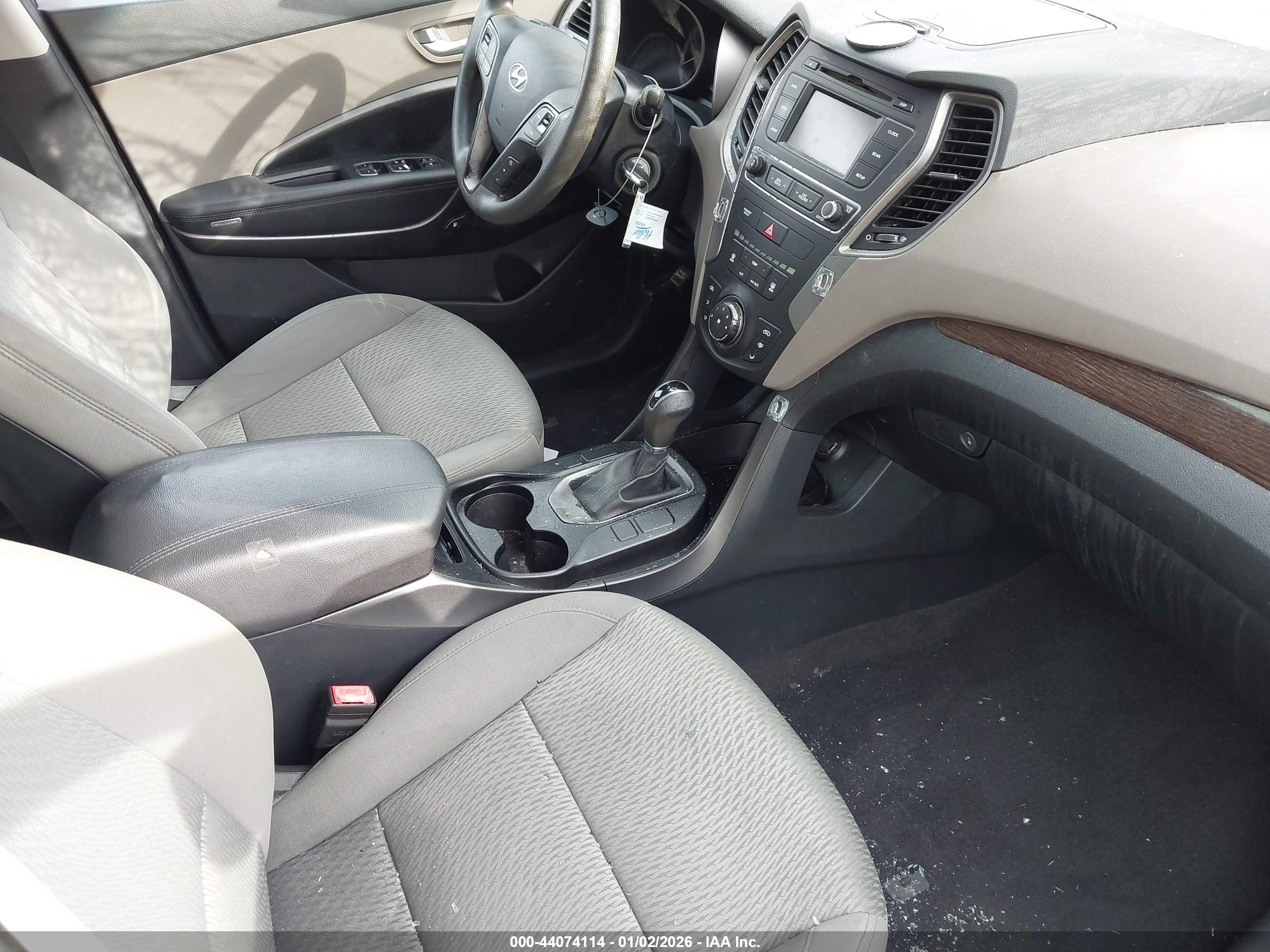 HYUNDAI SANTA image 5