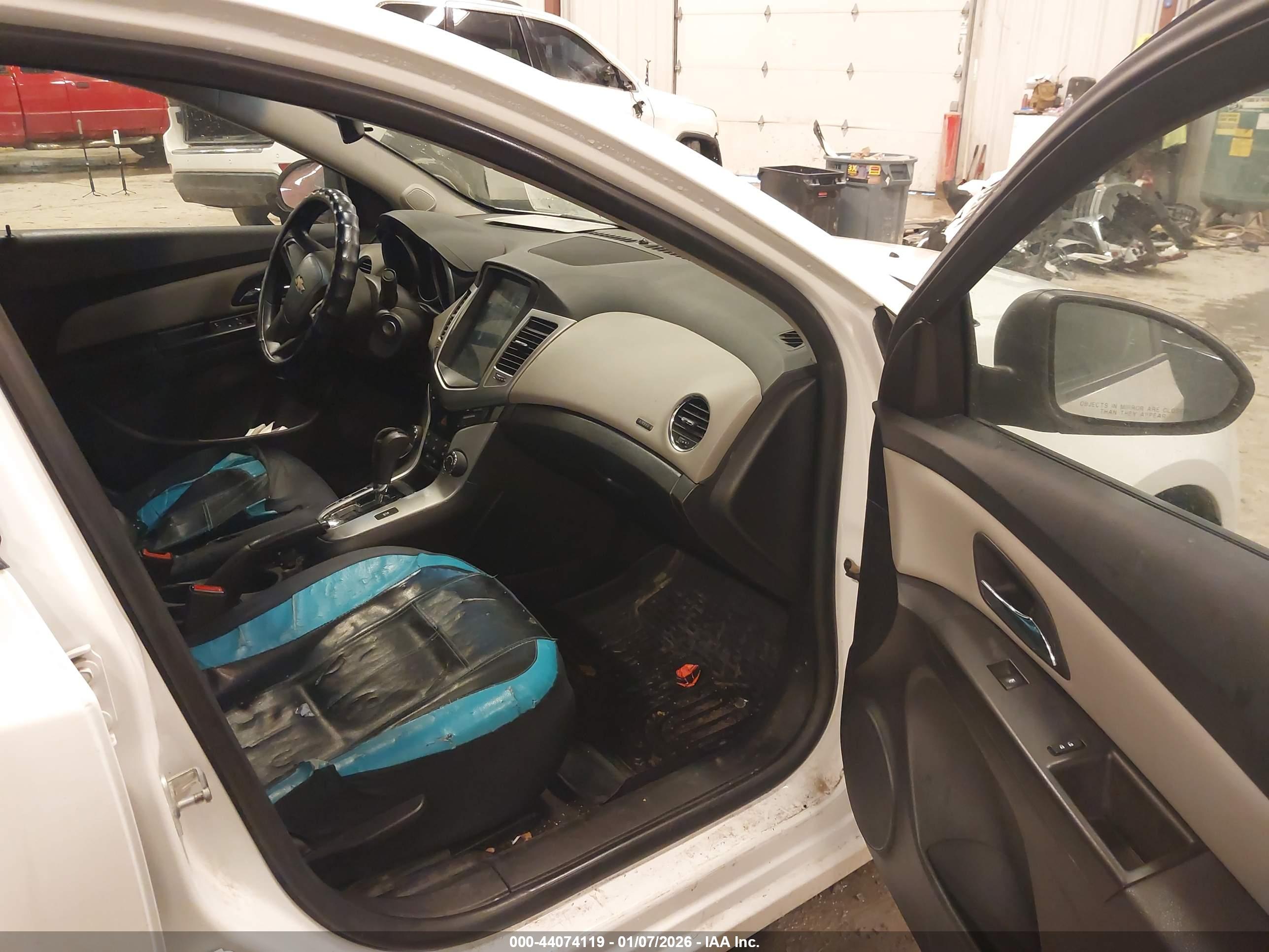 CHEVROLET CRUZE image 5