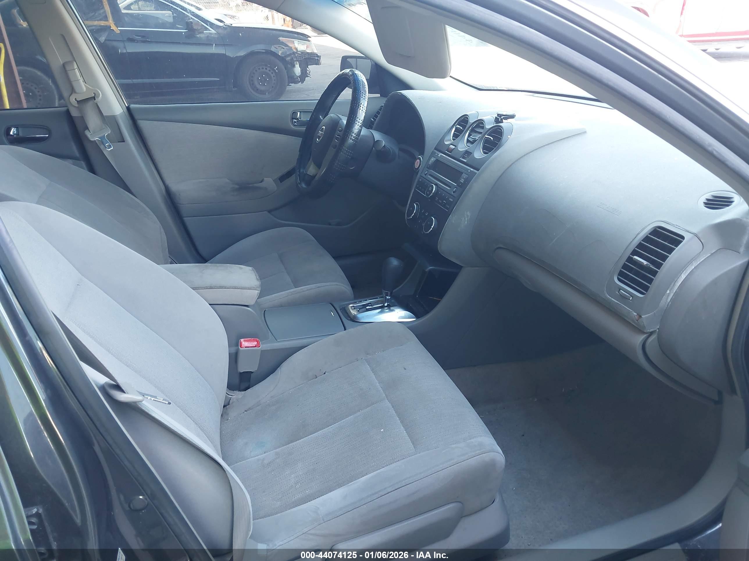 NISSAN ALTIMA image 5