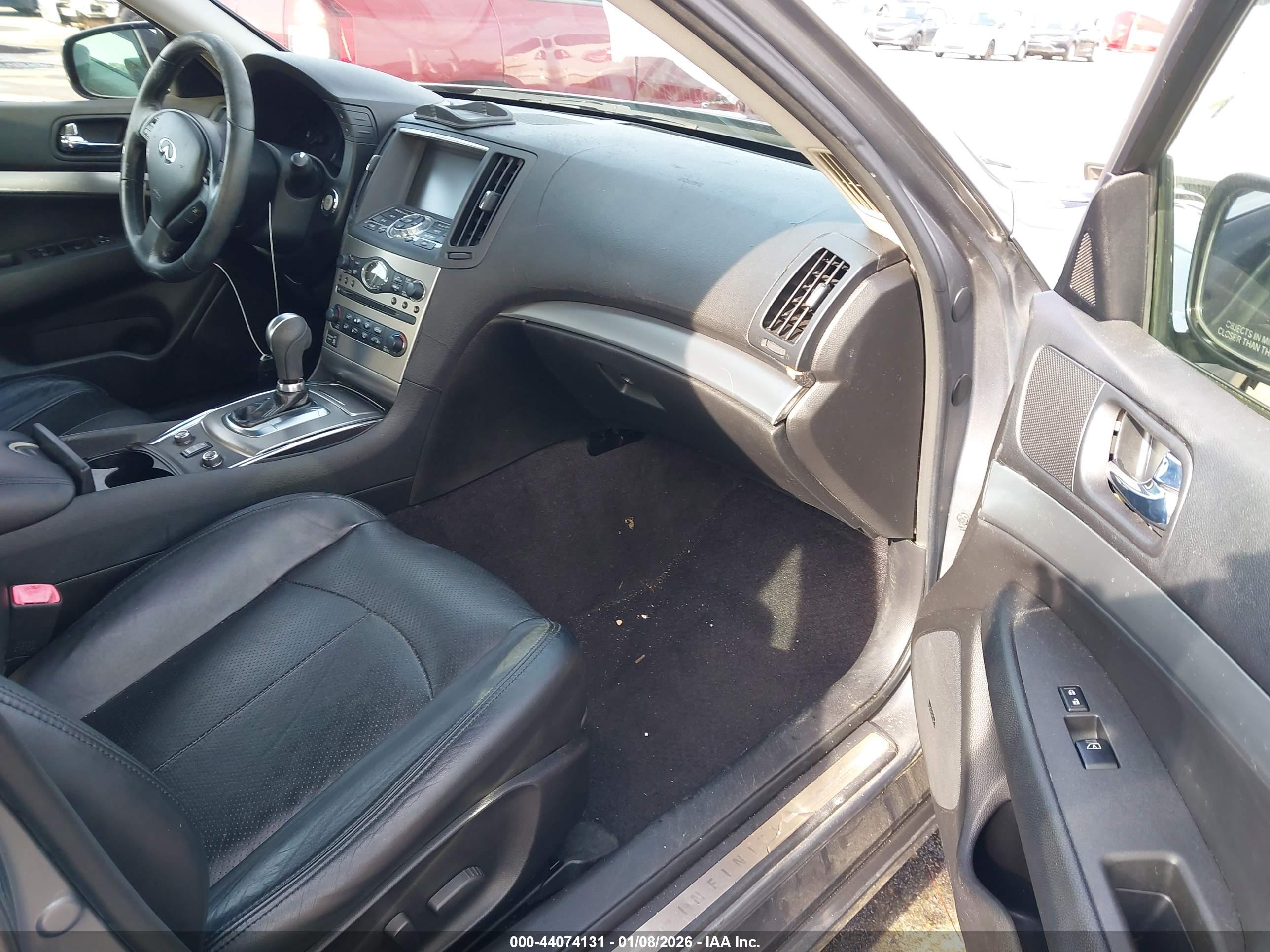 INFINITI G37X image 5