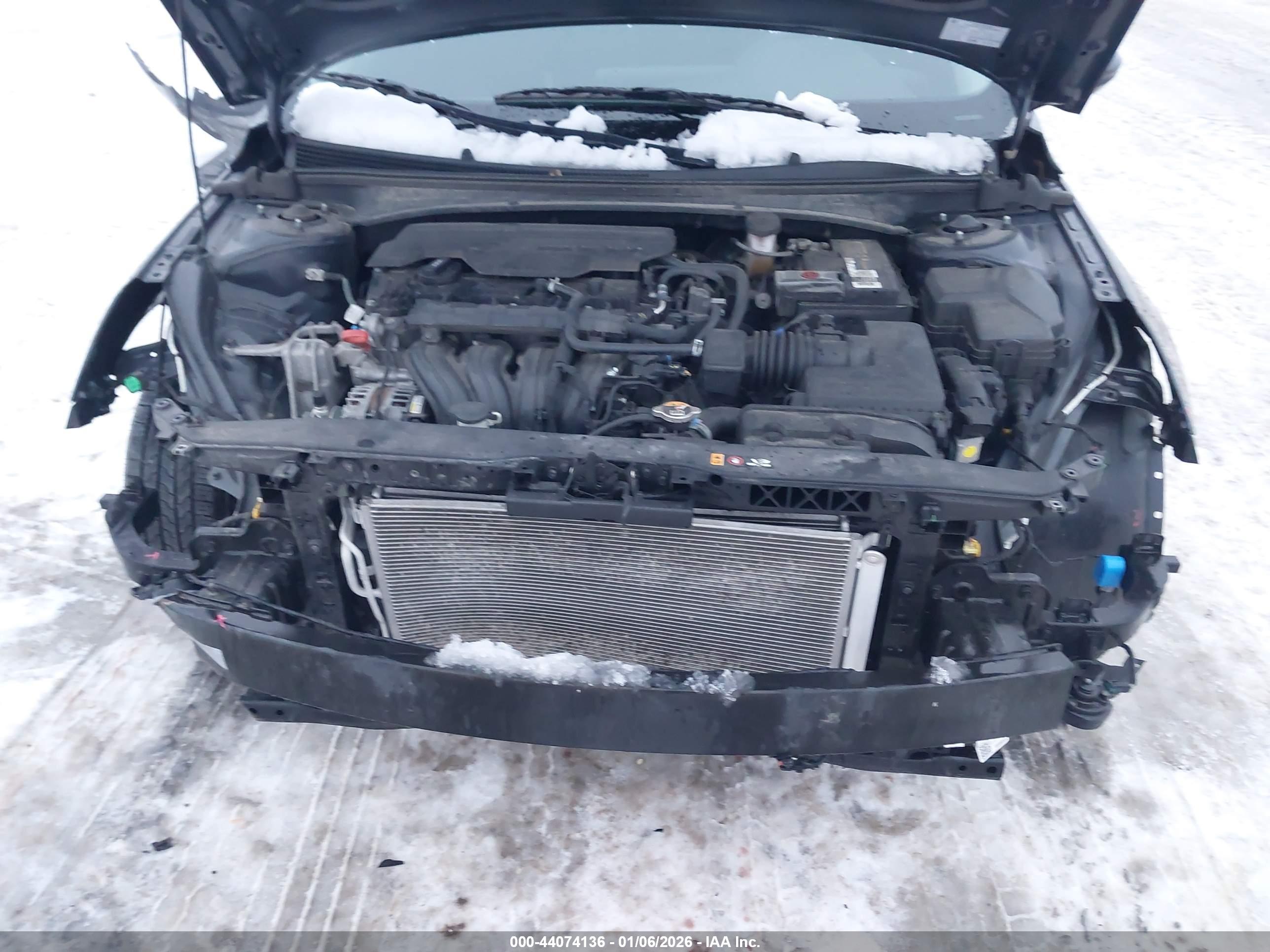 HYUNDAI ELANTRA image 6