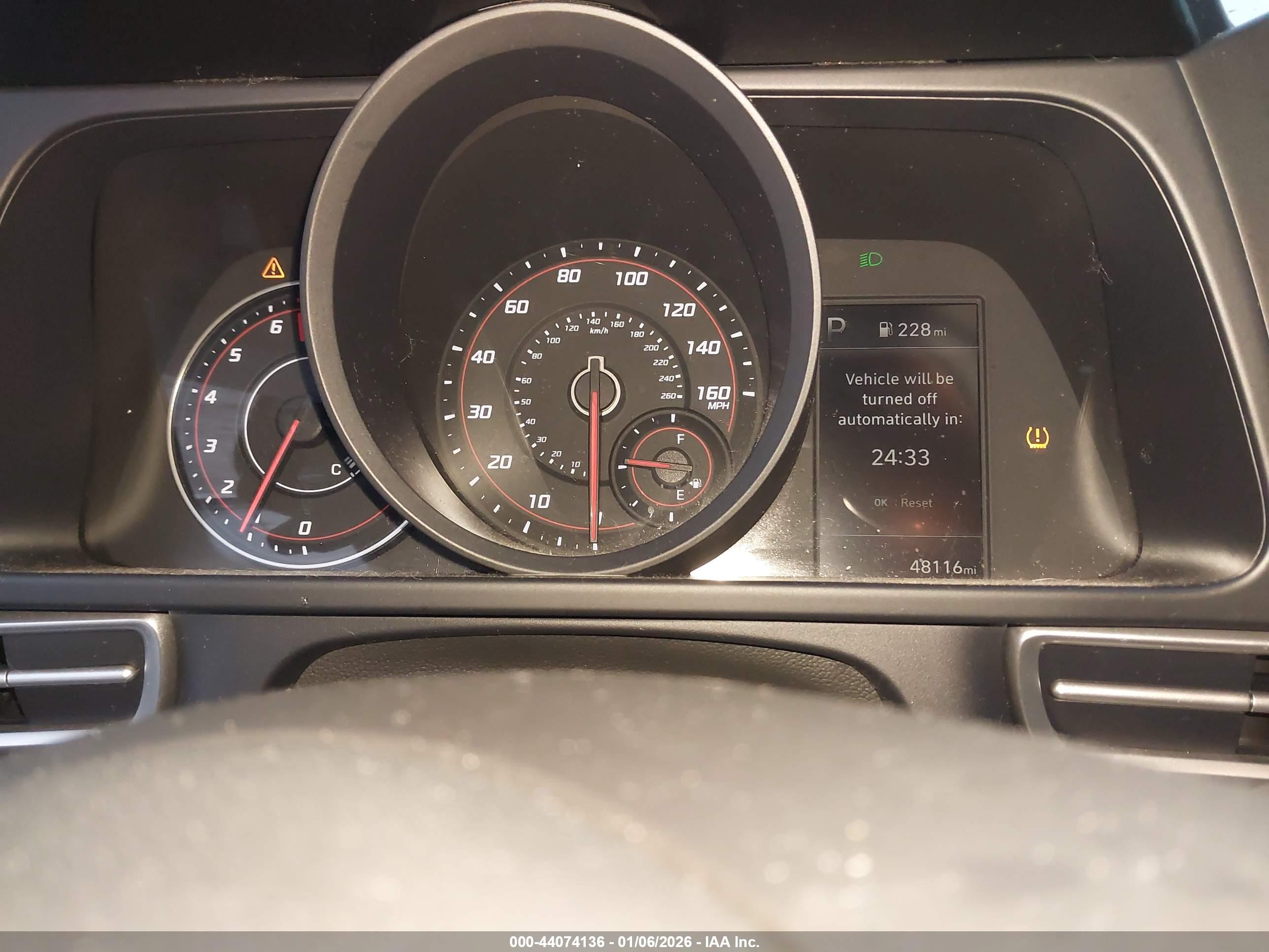HYUNDAI ELANTRA image 7