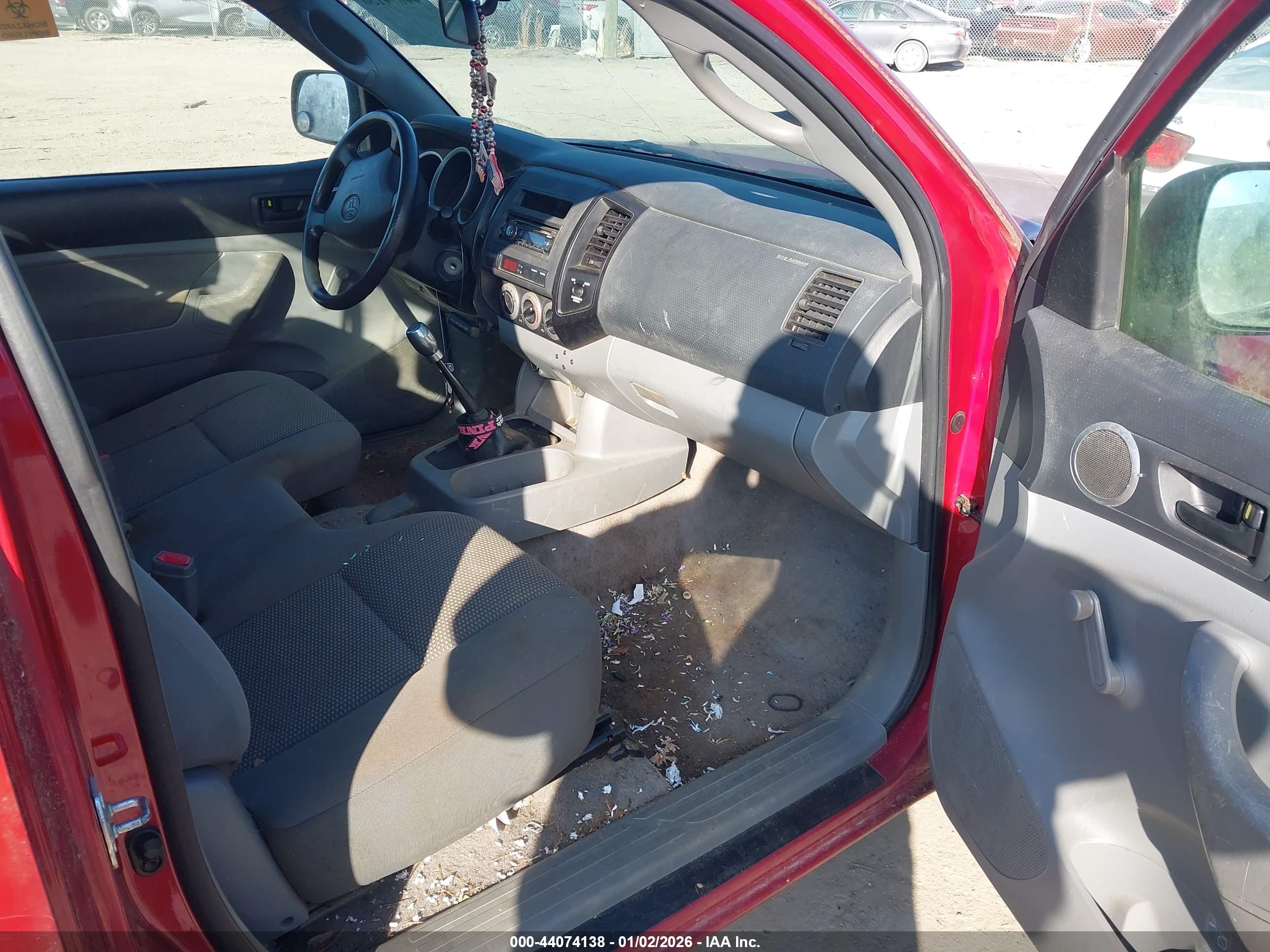 TOYOTA TACOMA image 5
