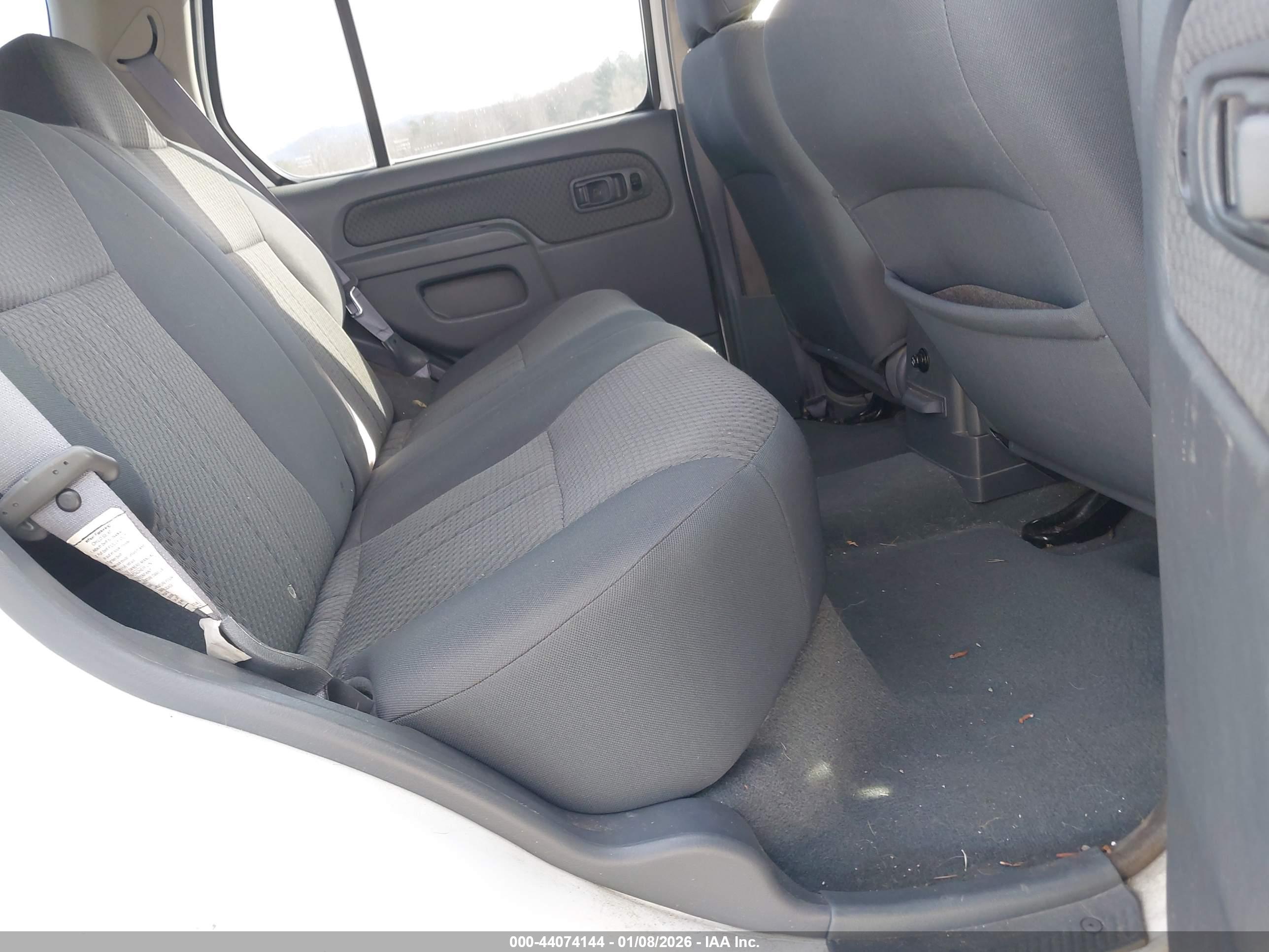 NISSAN XTERRA image 8