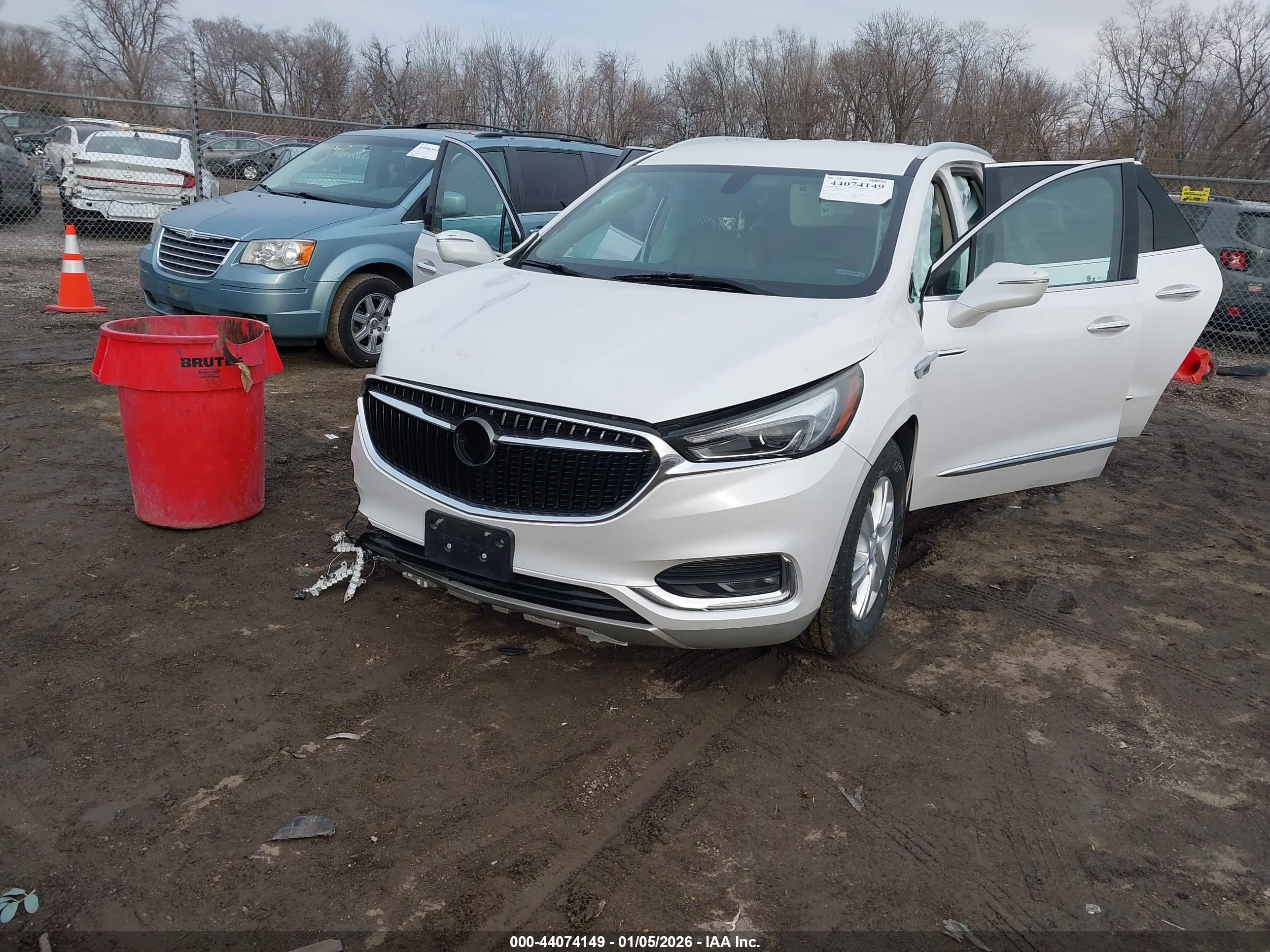 BUICK ENCLAVE image 2