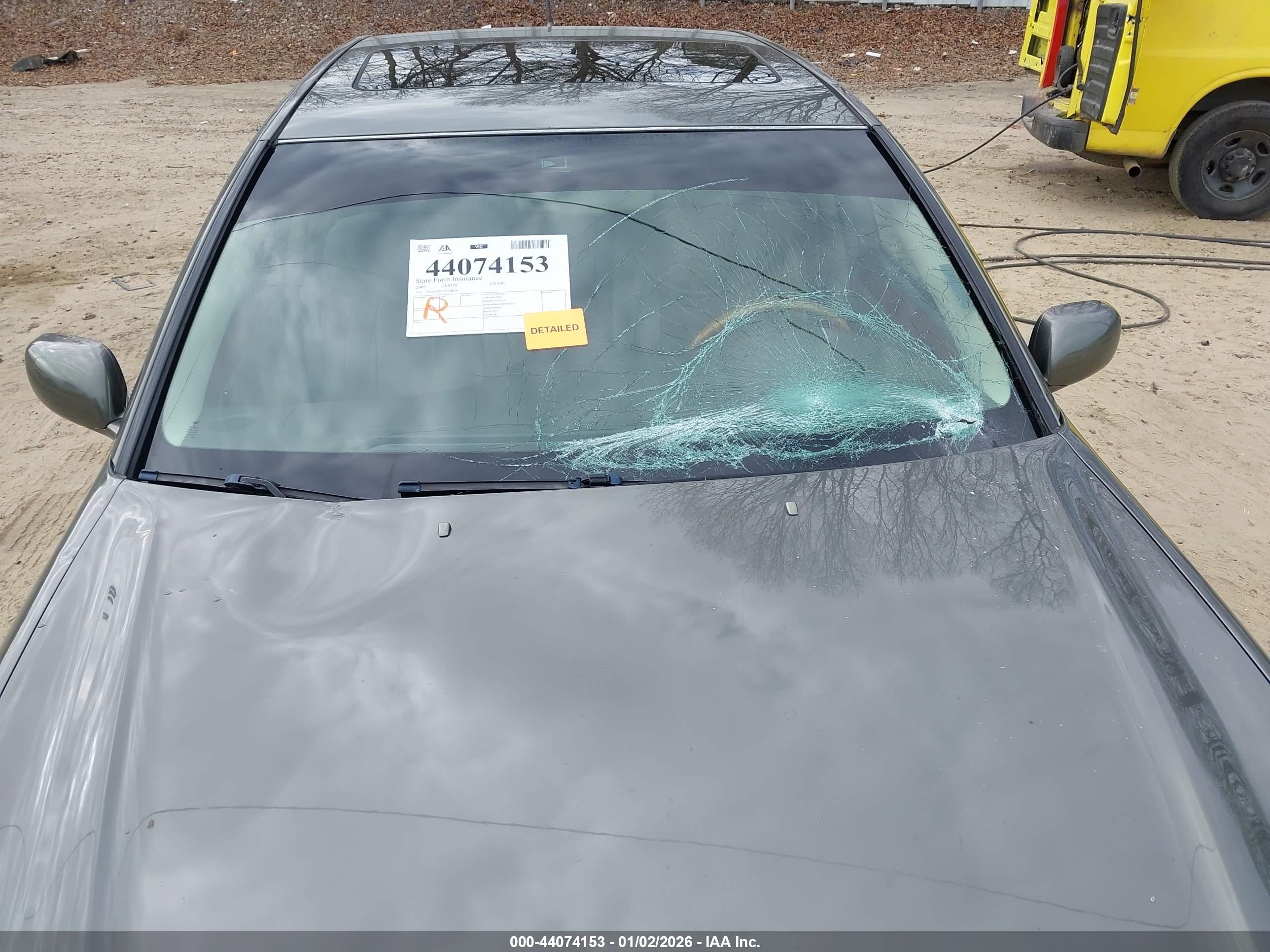 LEXUS LS image 6