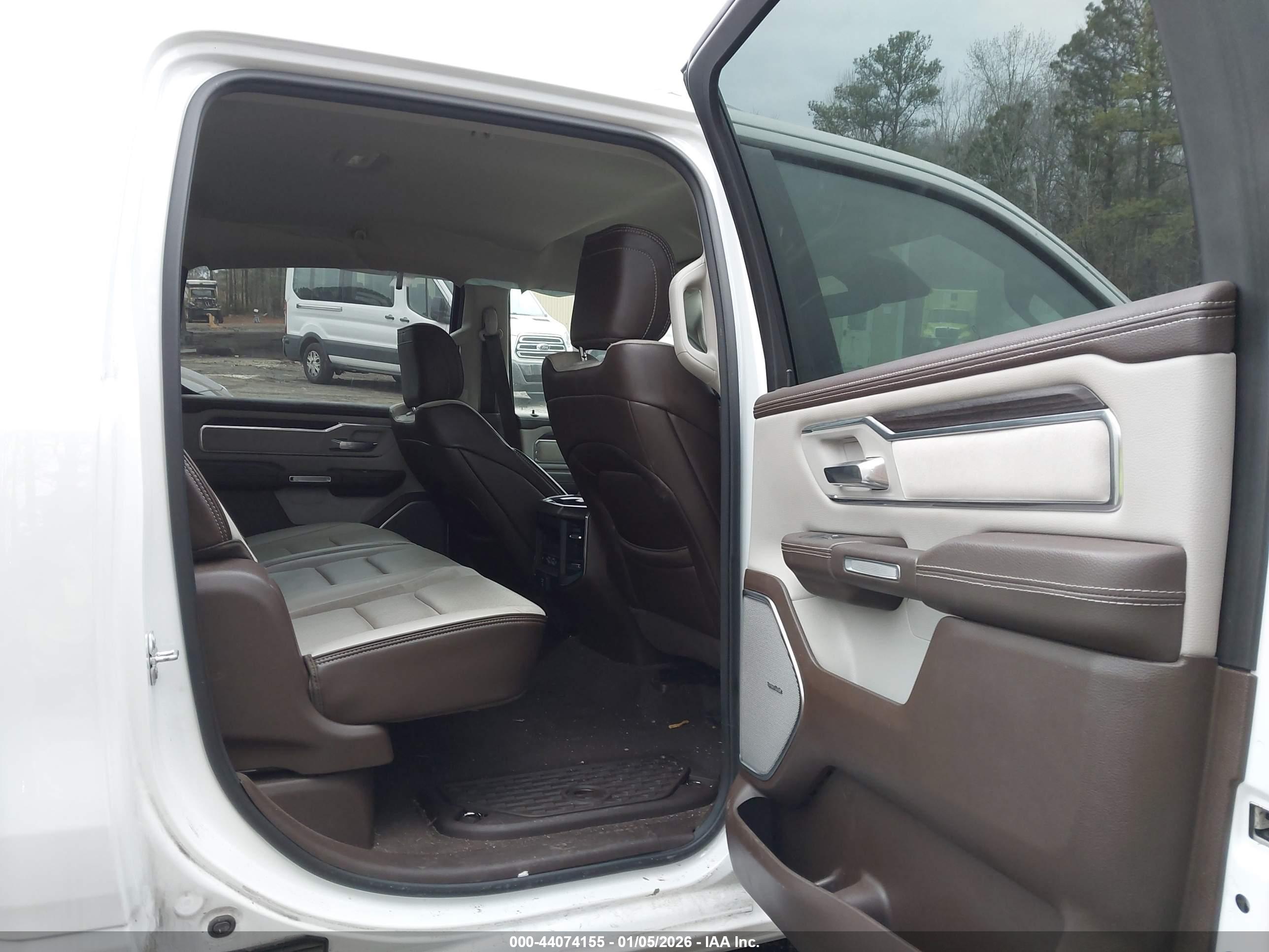 RAM 1500 image 8