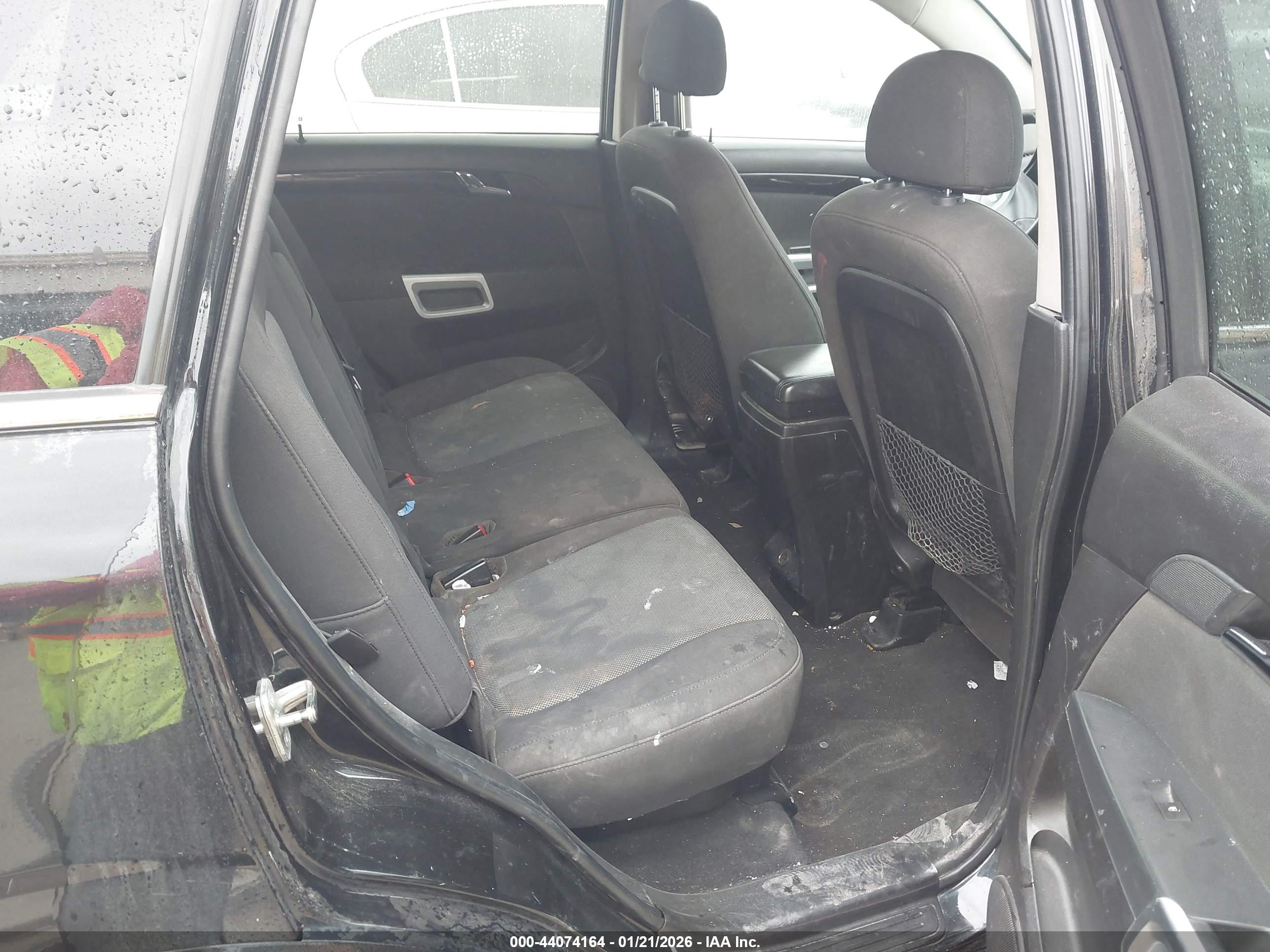 CHEVROLET CAPTIVA image 8