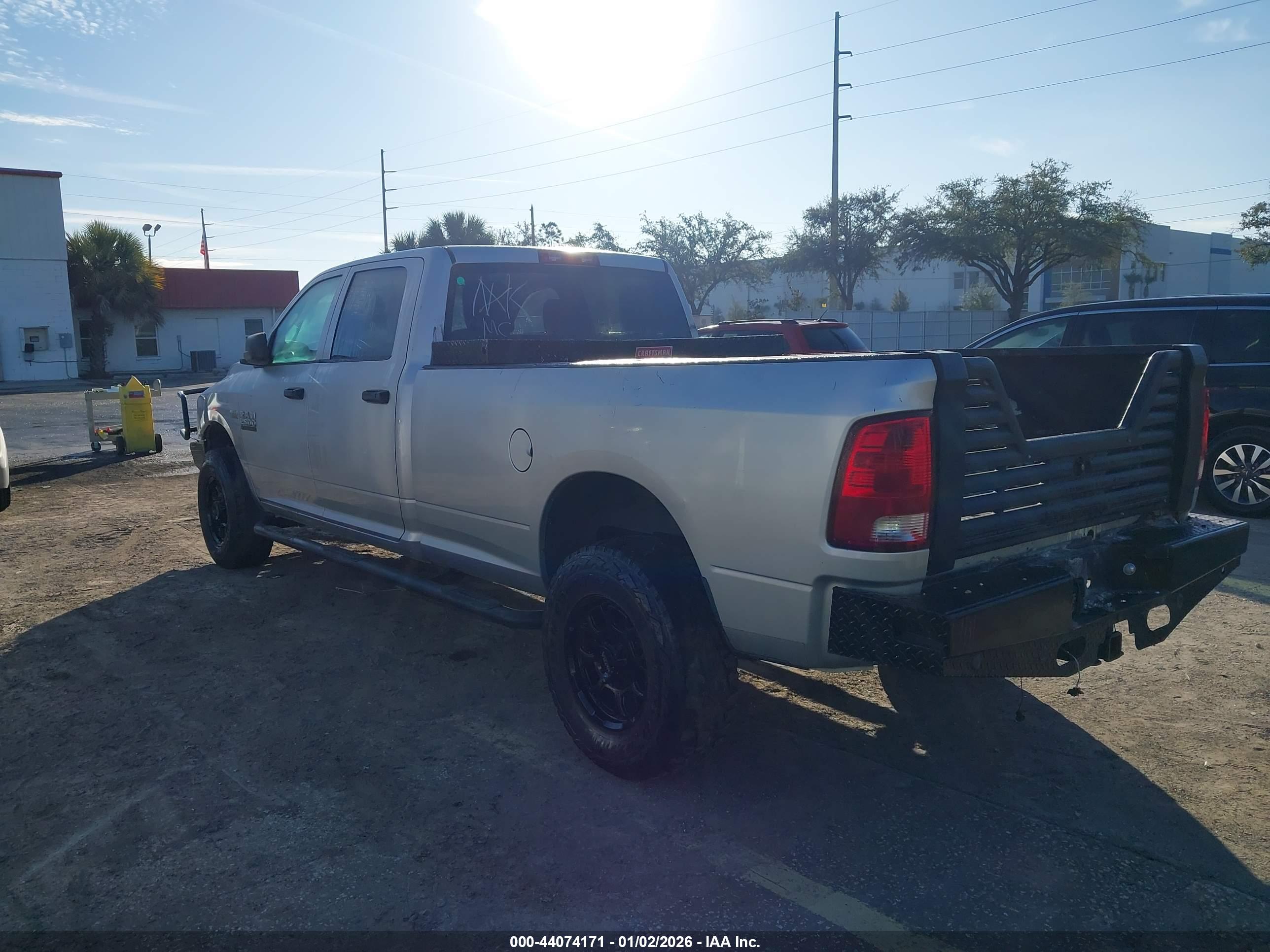 RAM 2500 image 3