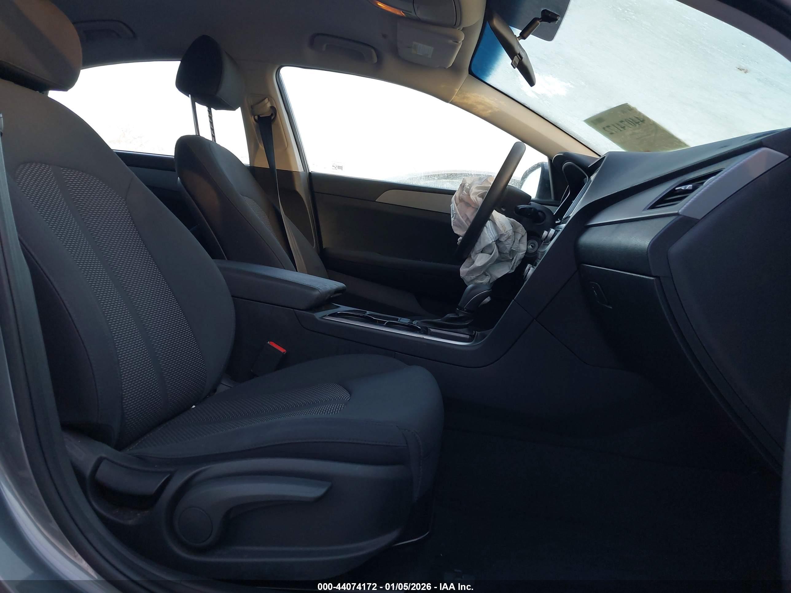HYUNDAI SONATA image 5