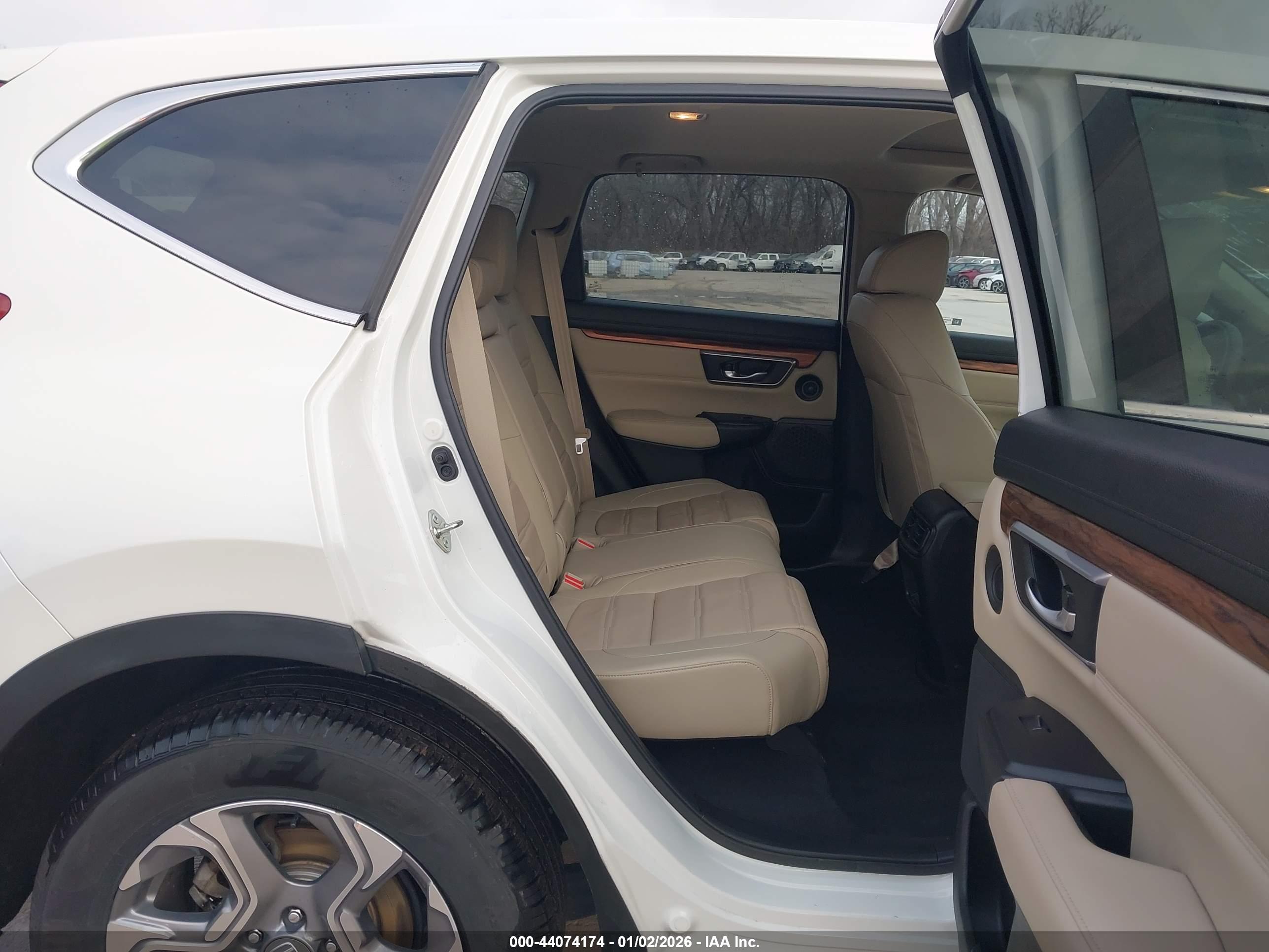 HONDA CR-V image 8