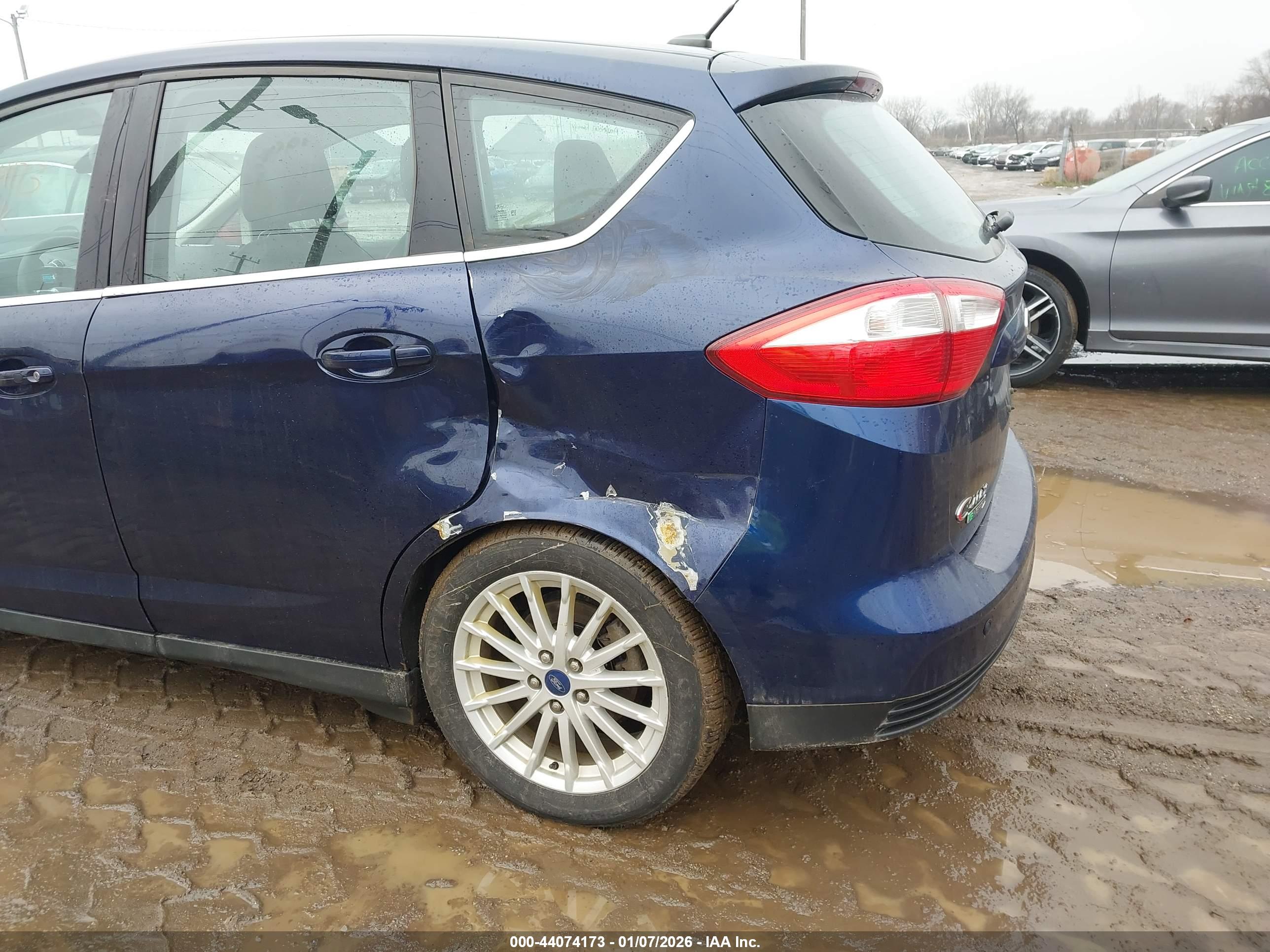 FORD C-MAX image 6
