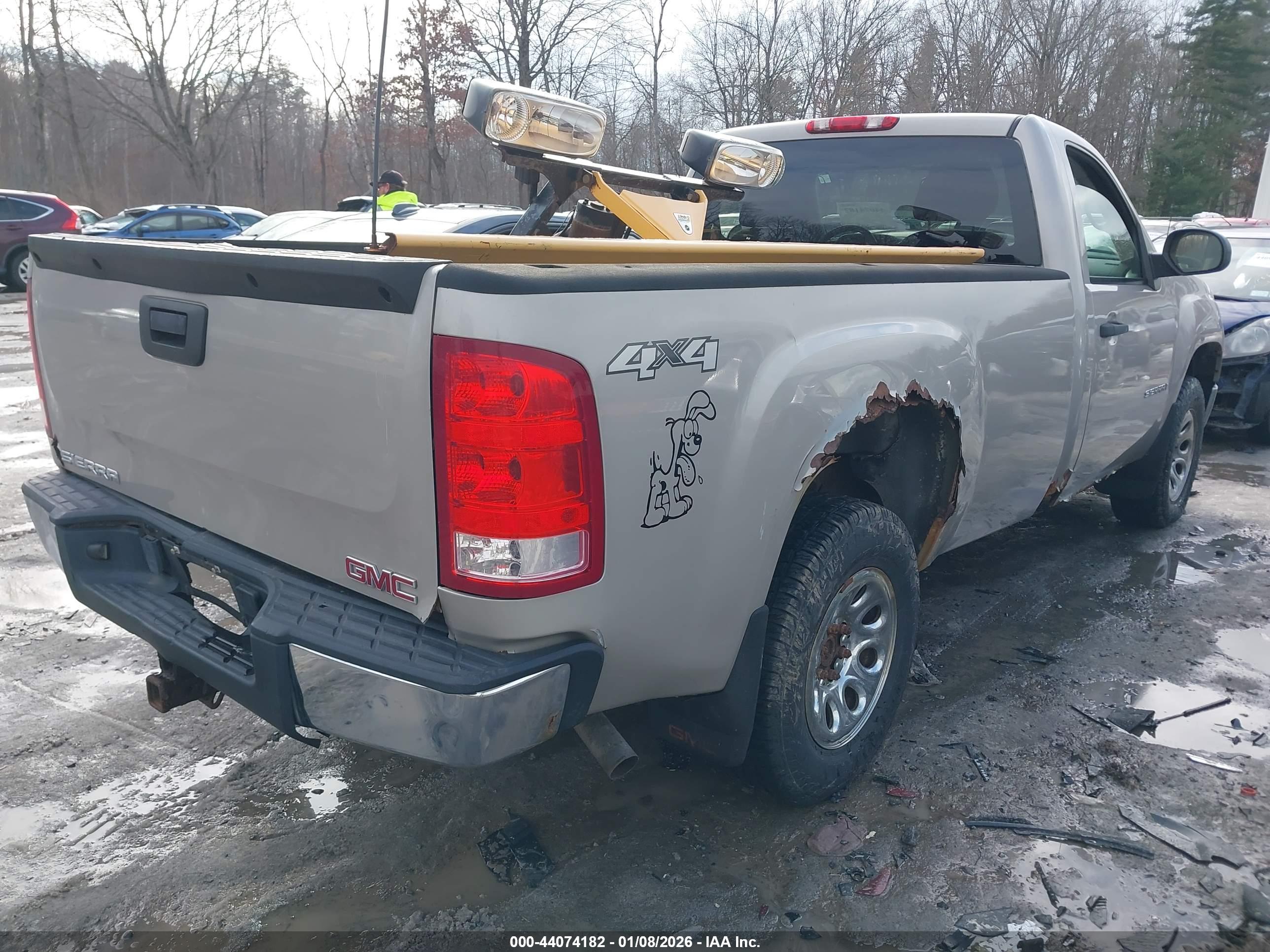 GMC SIERRA image 4