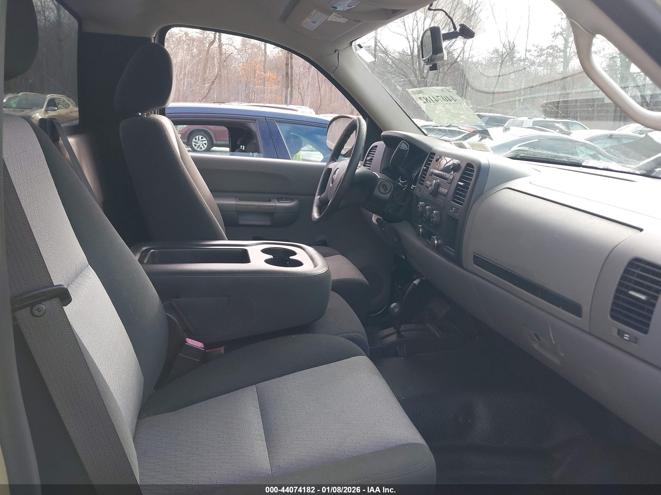 GMC SIERRA image 5