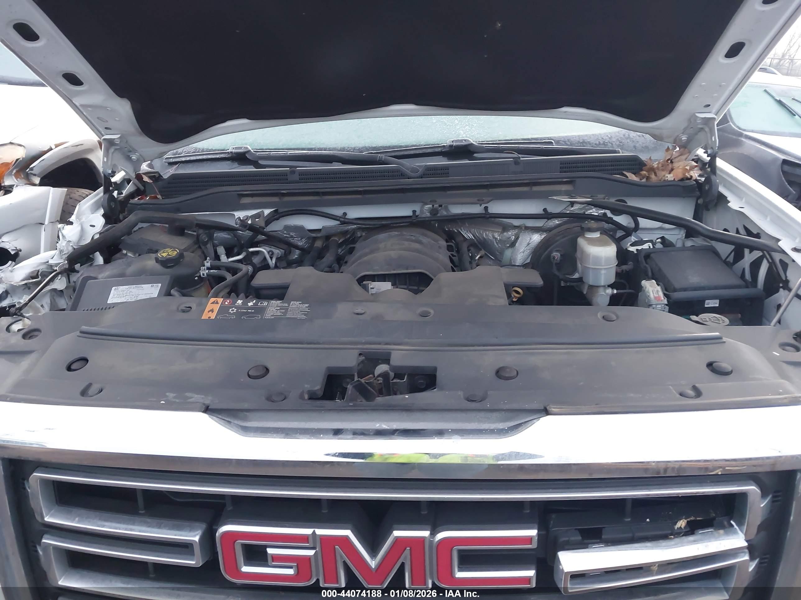 GMC SIERRA image 10