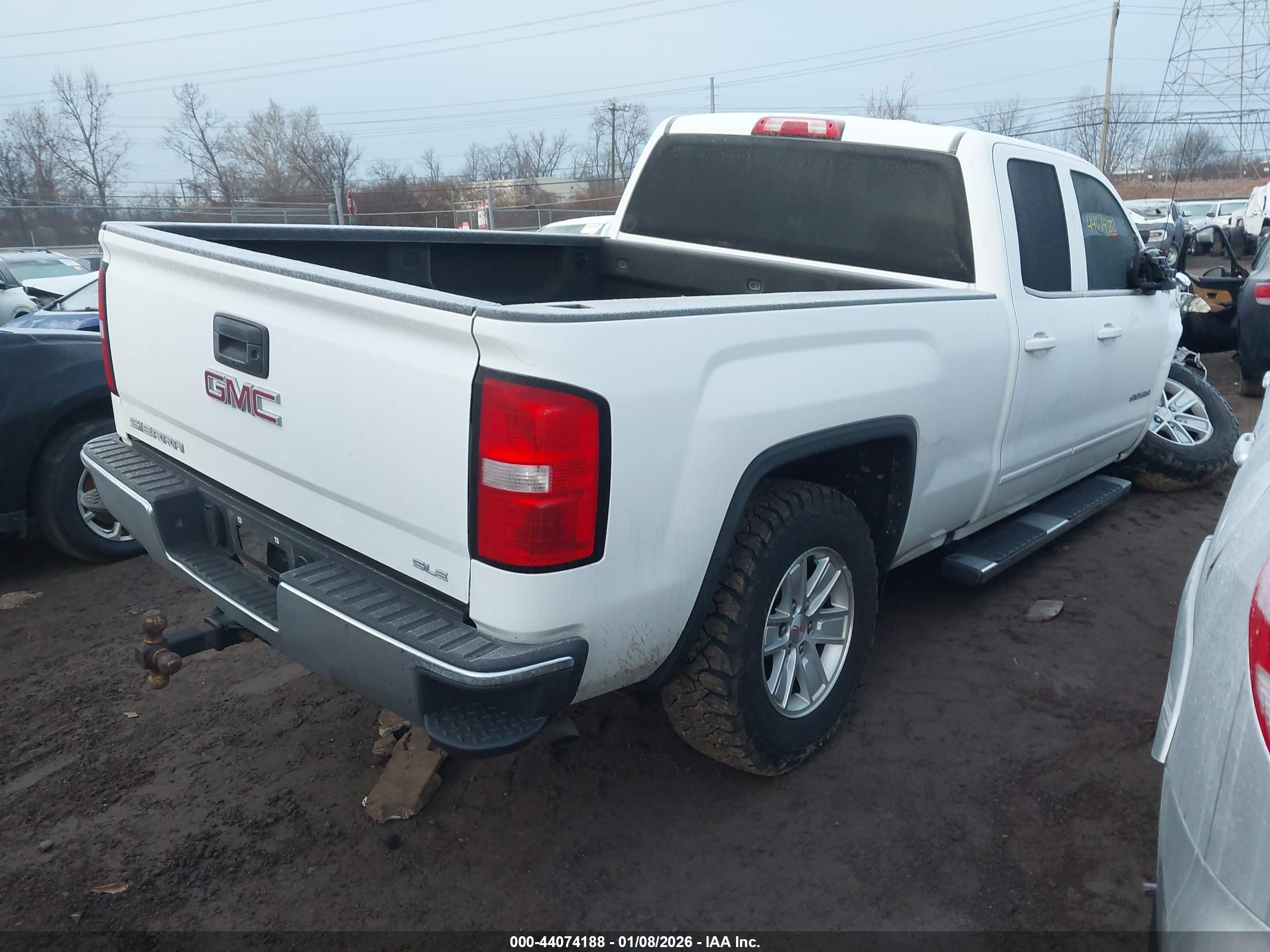 GMC SIERRA image 4