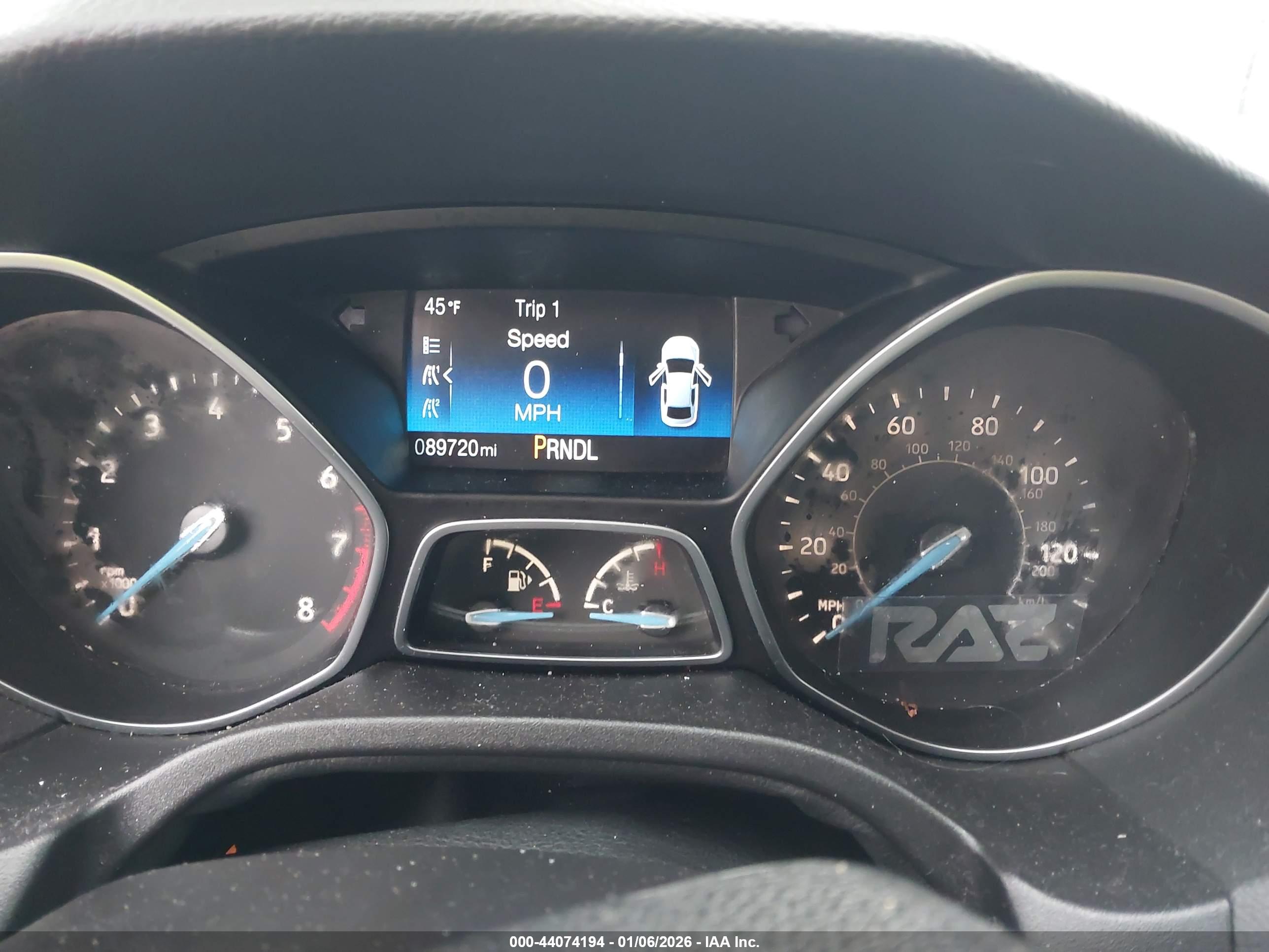 FORD FOCUS image 7