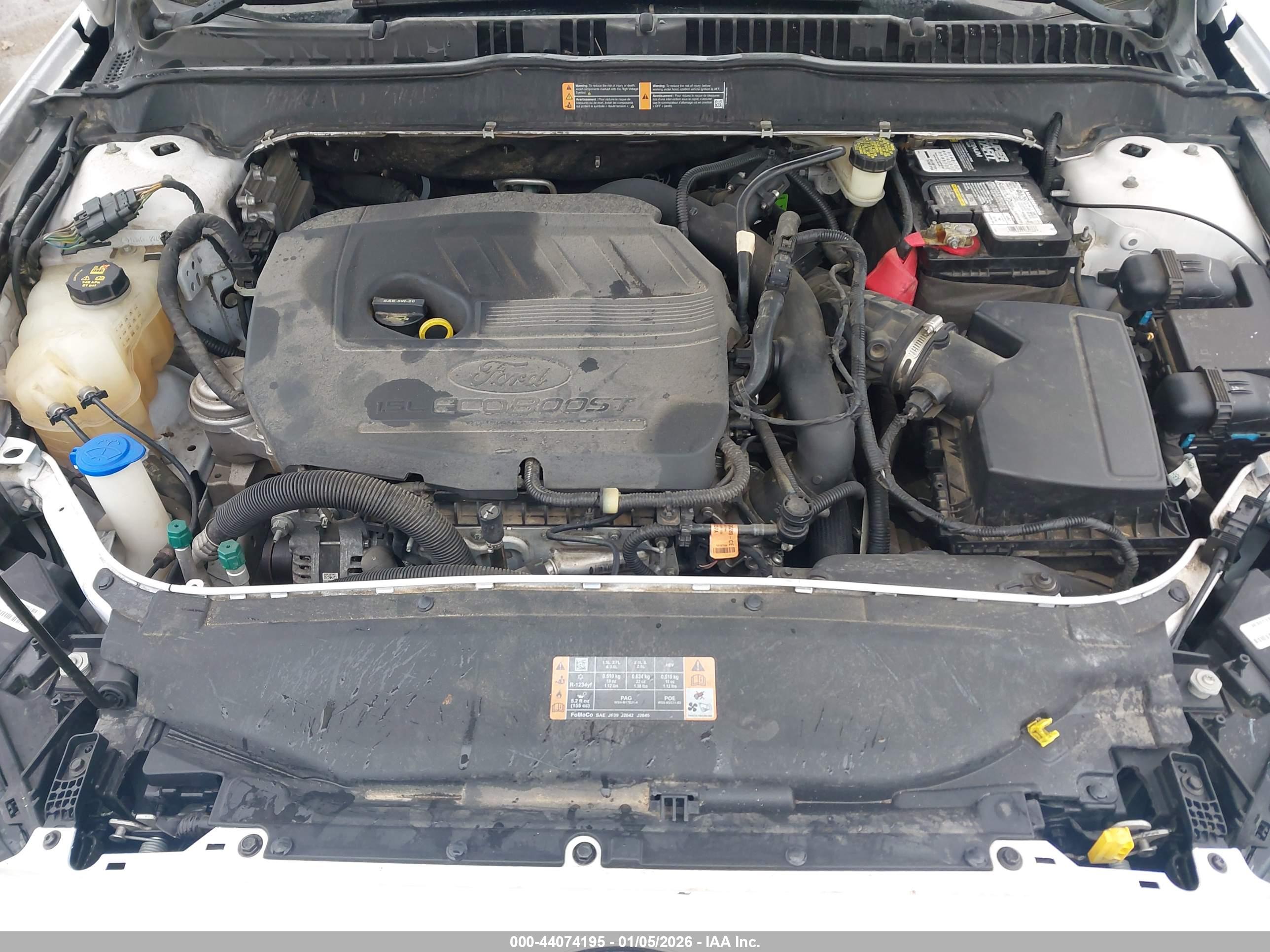 FORD FUSION image 10