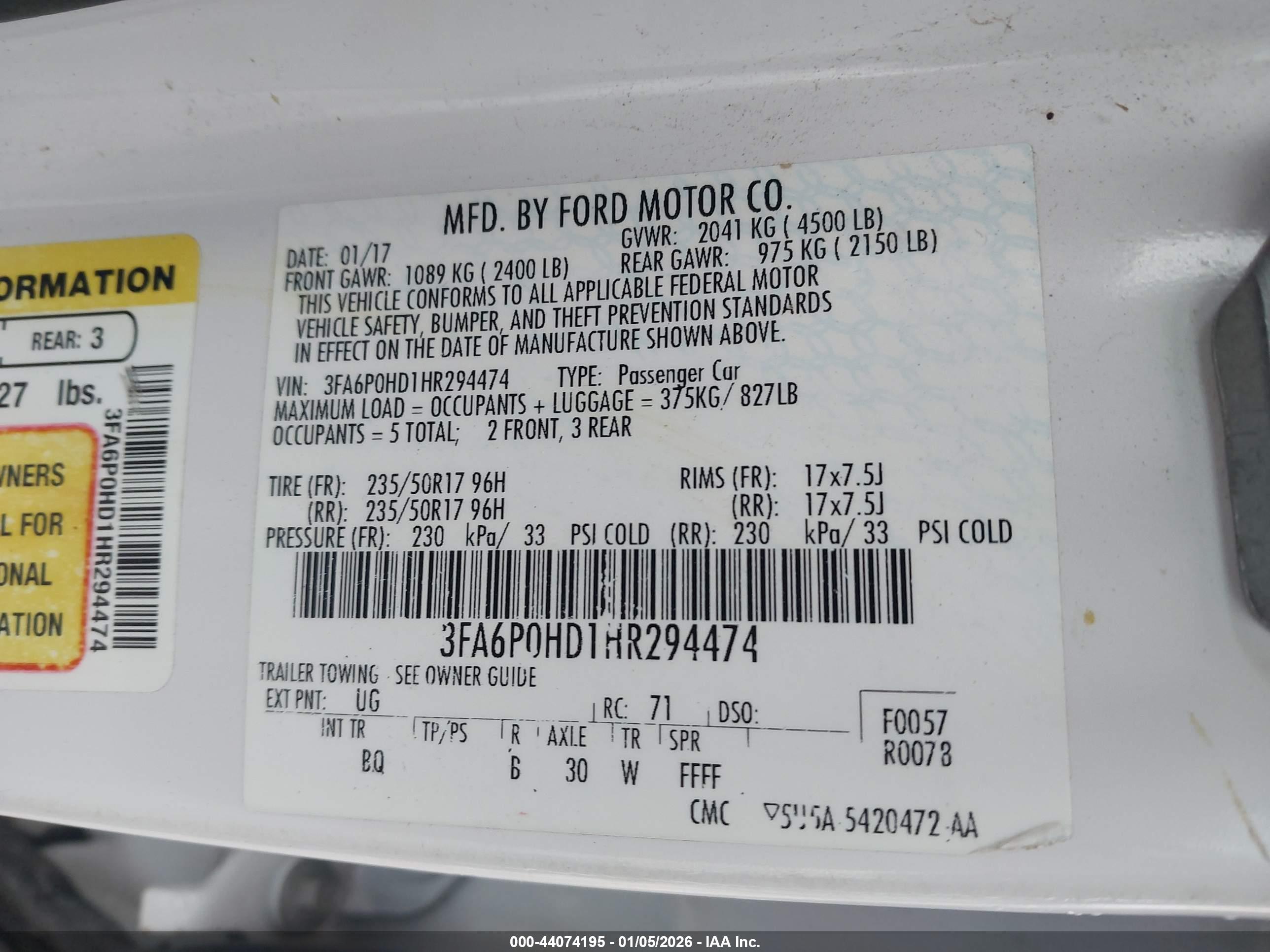 FORD FUSION image 9