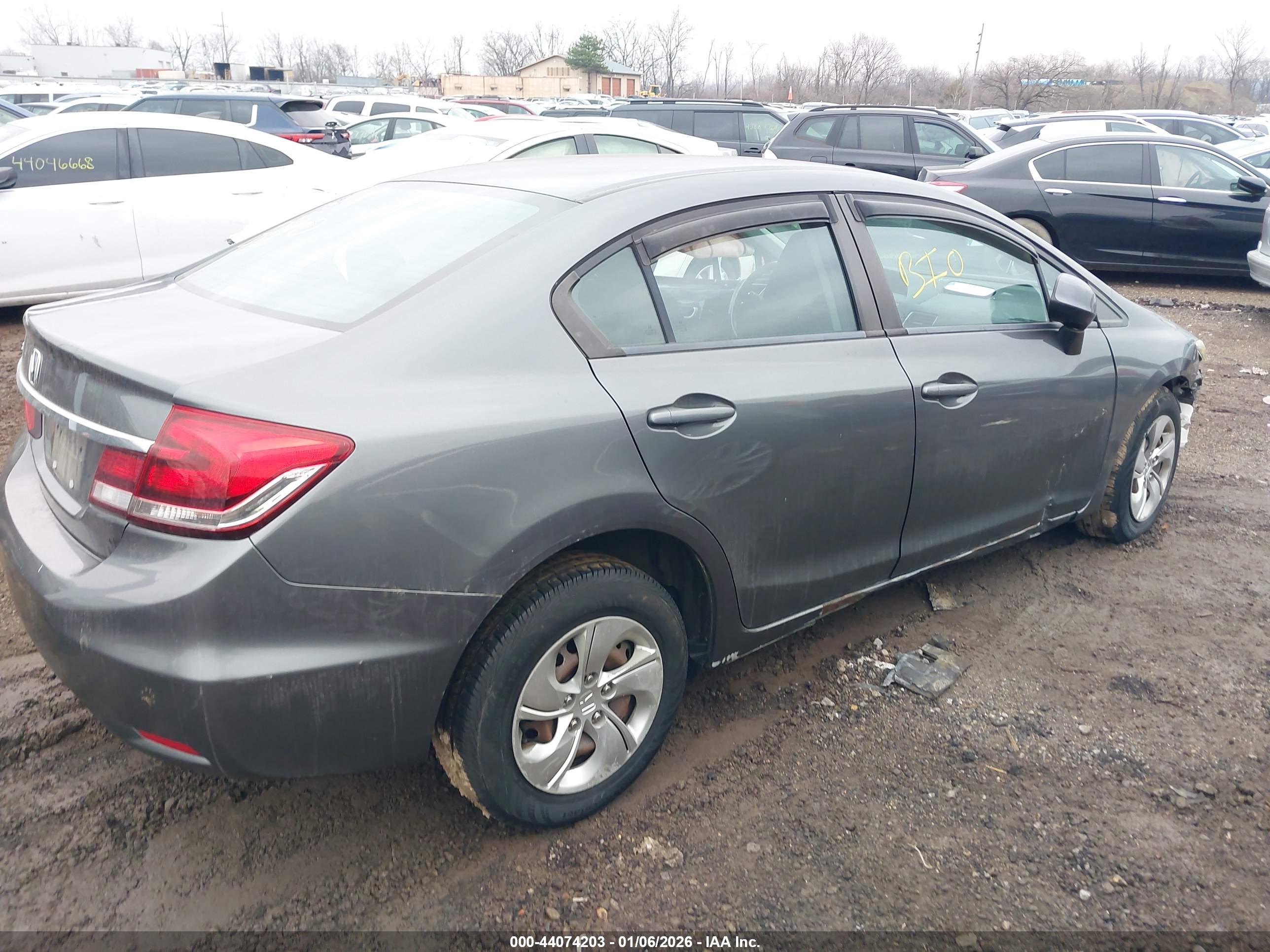 HONDA CIVIC image 4