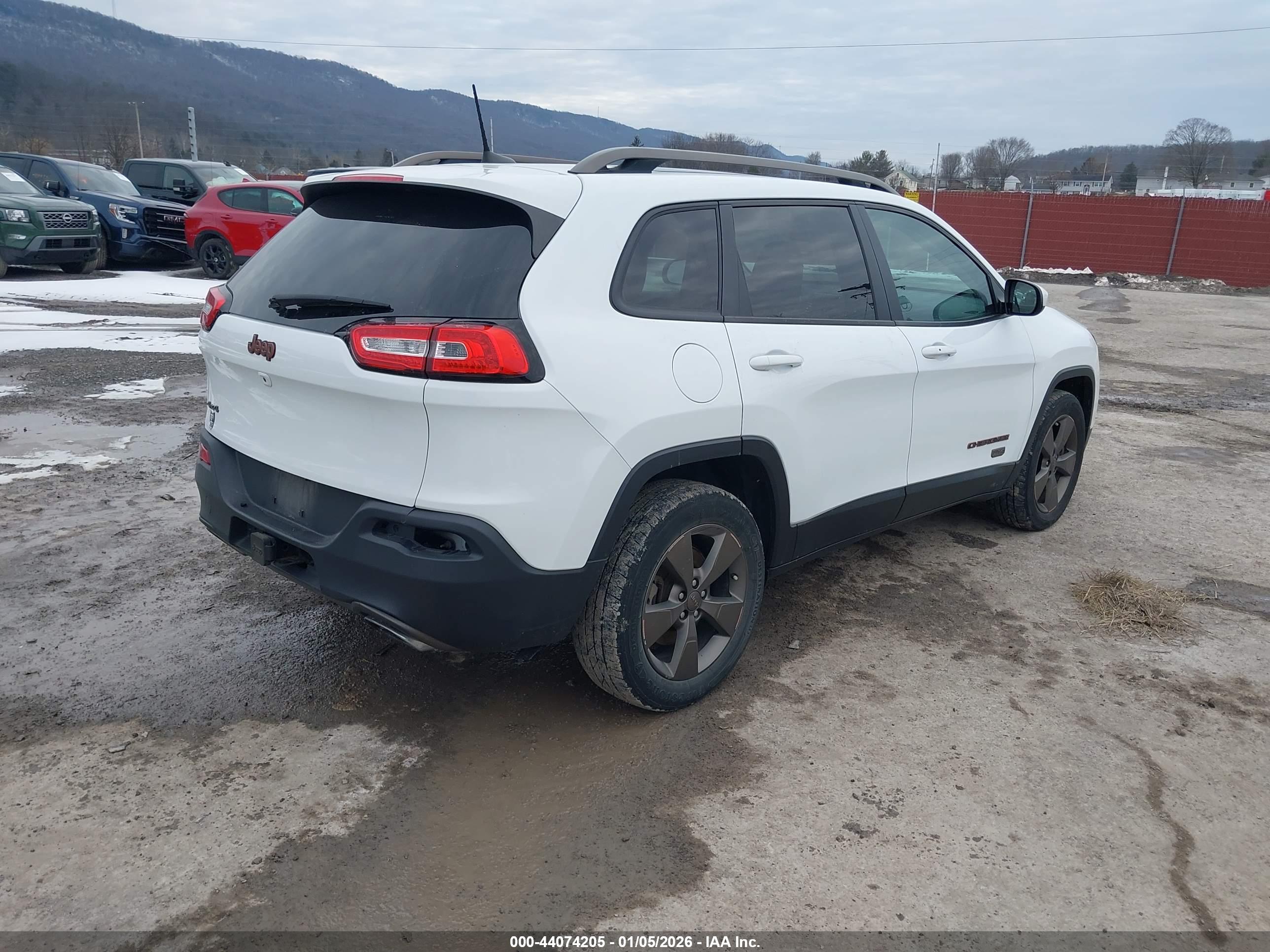 JEEP CHEROKEE image 4