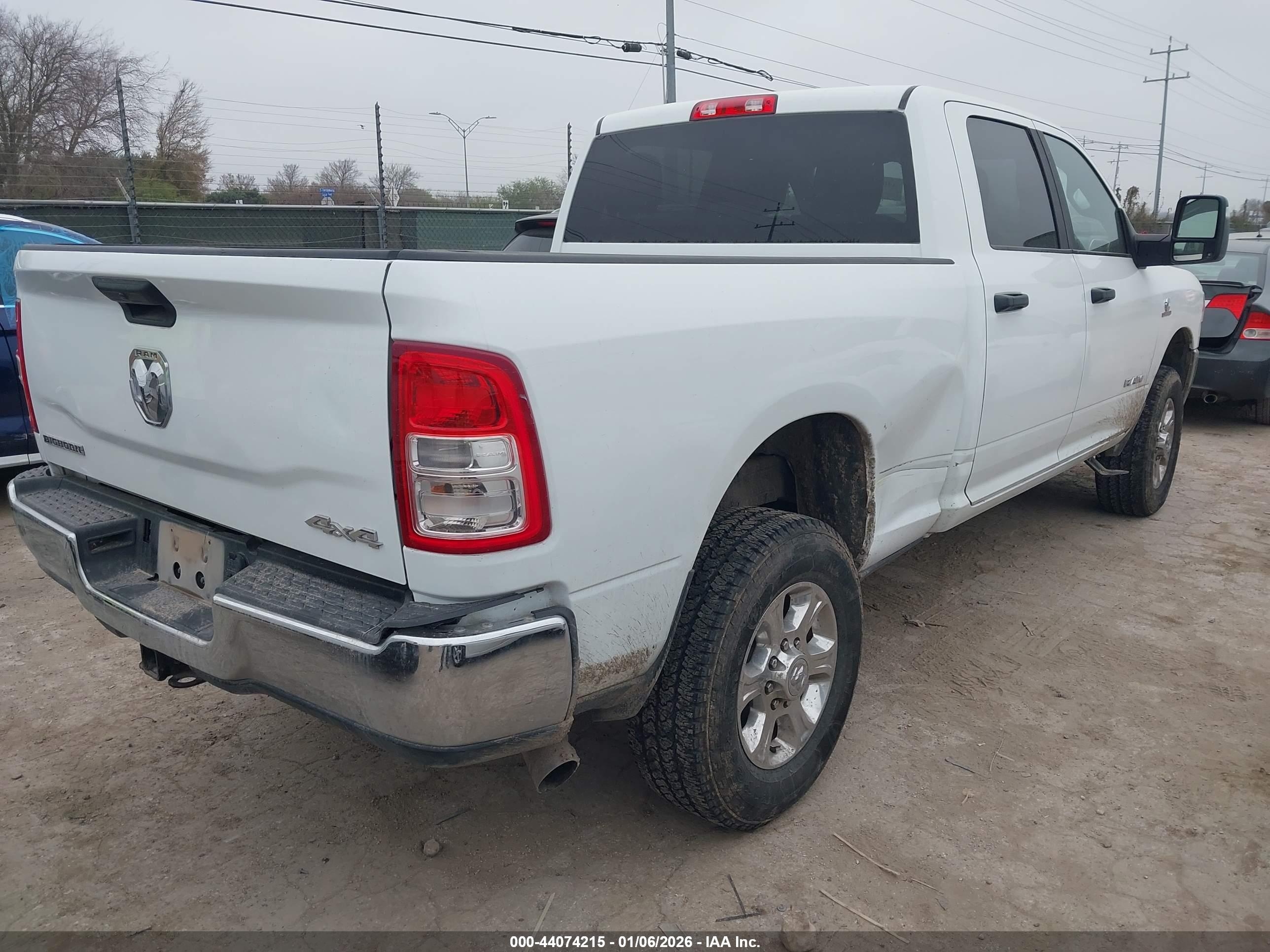 RAM 2500 image 4