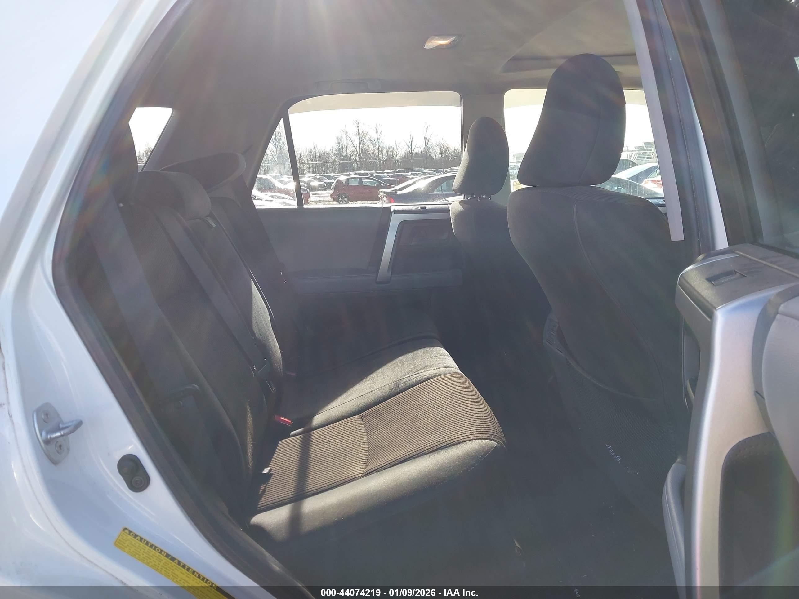 TOYOTA 4RUNNER image 8