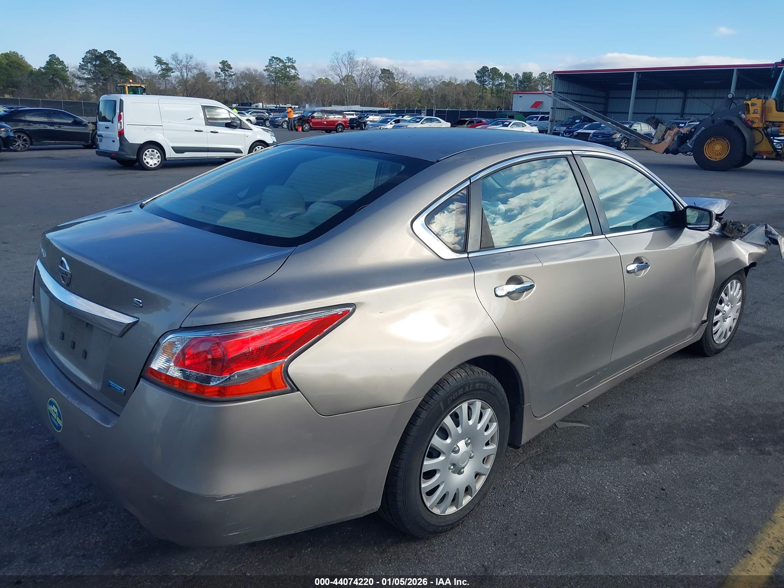 NISSAN ALTIMA image 4