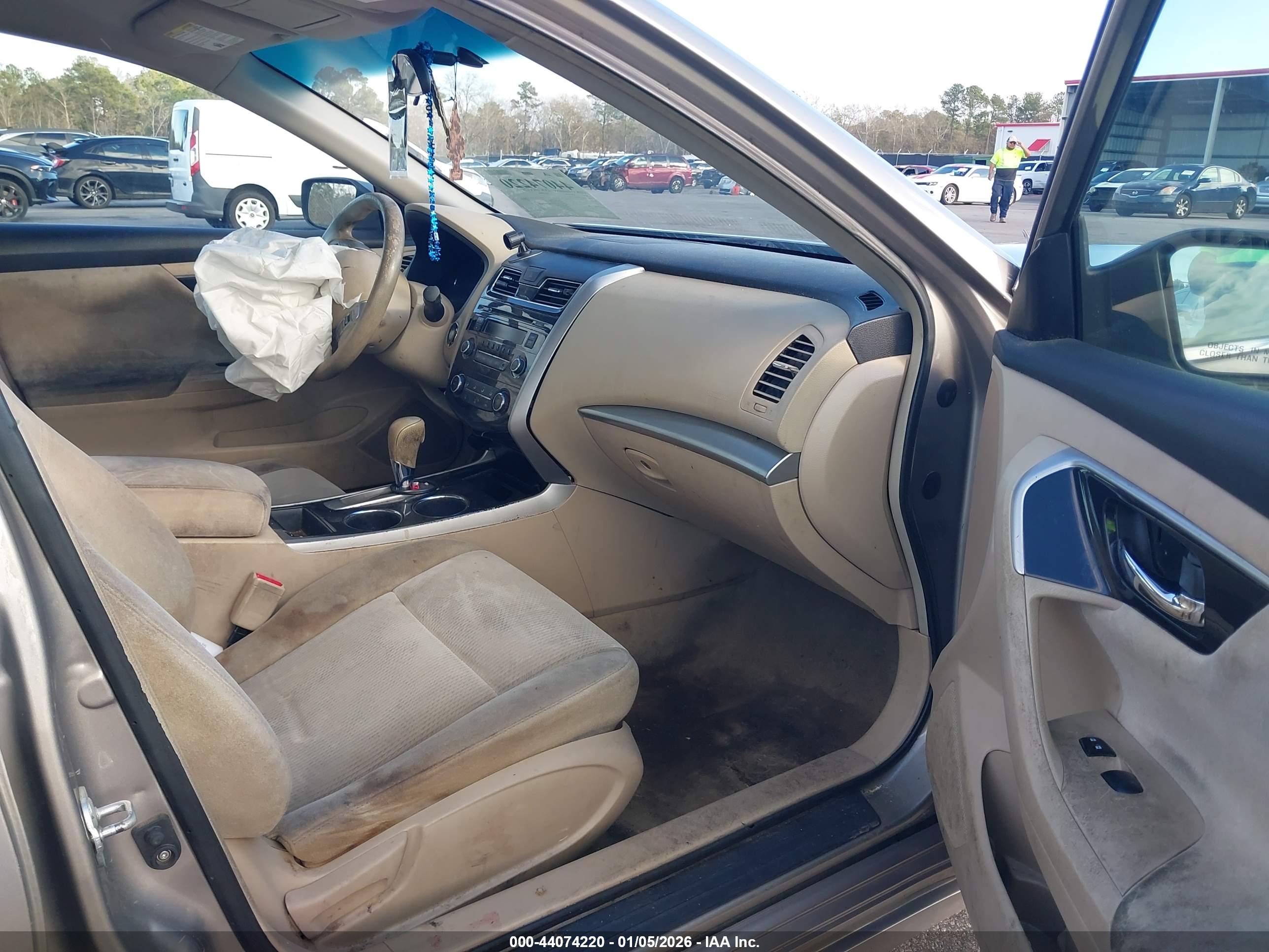 NISSAN ALTIMA image 5