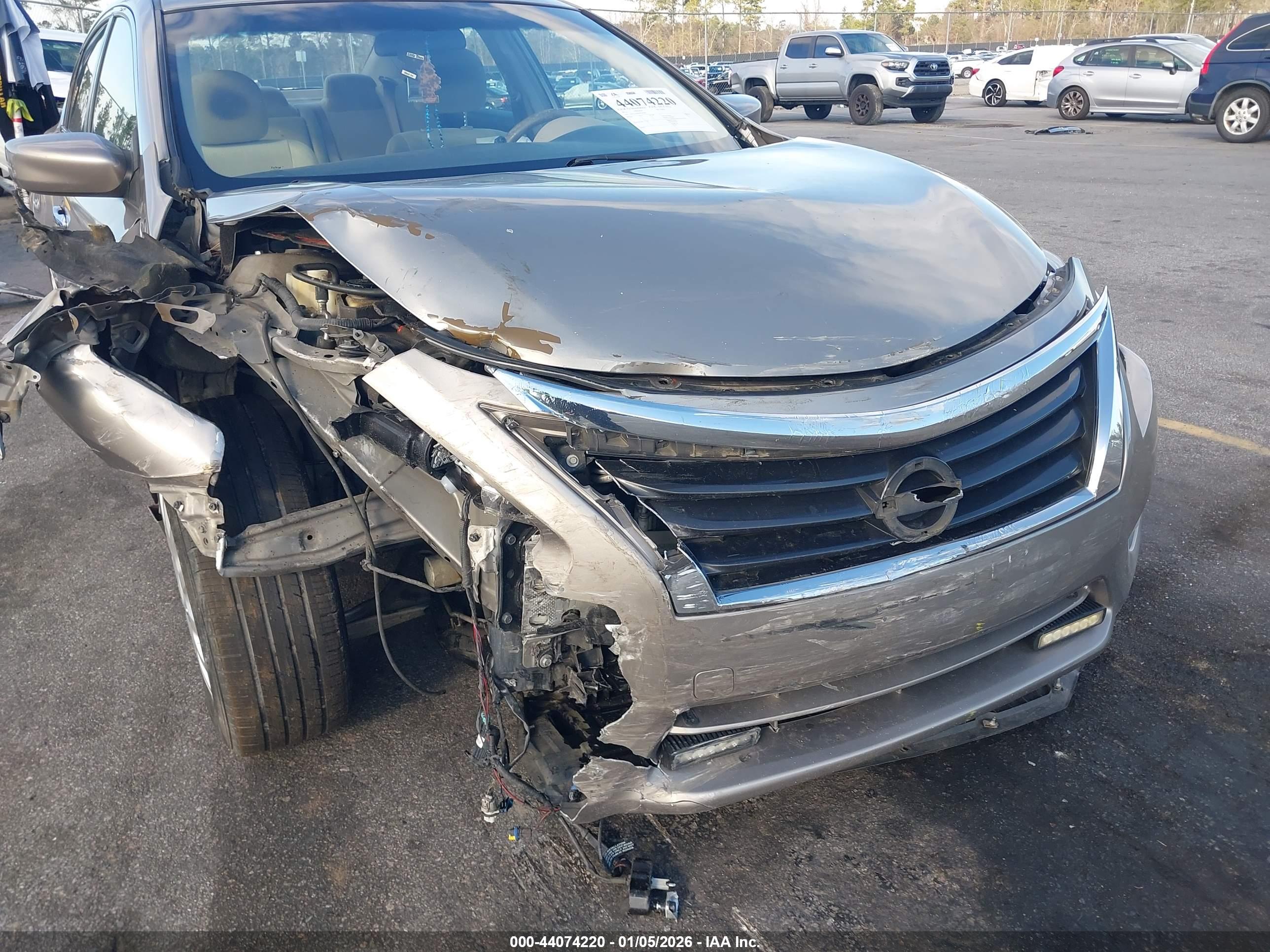 NISSAN ALTIMA image 6