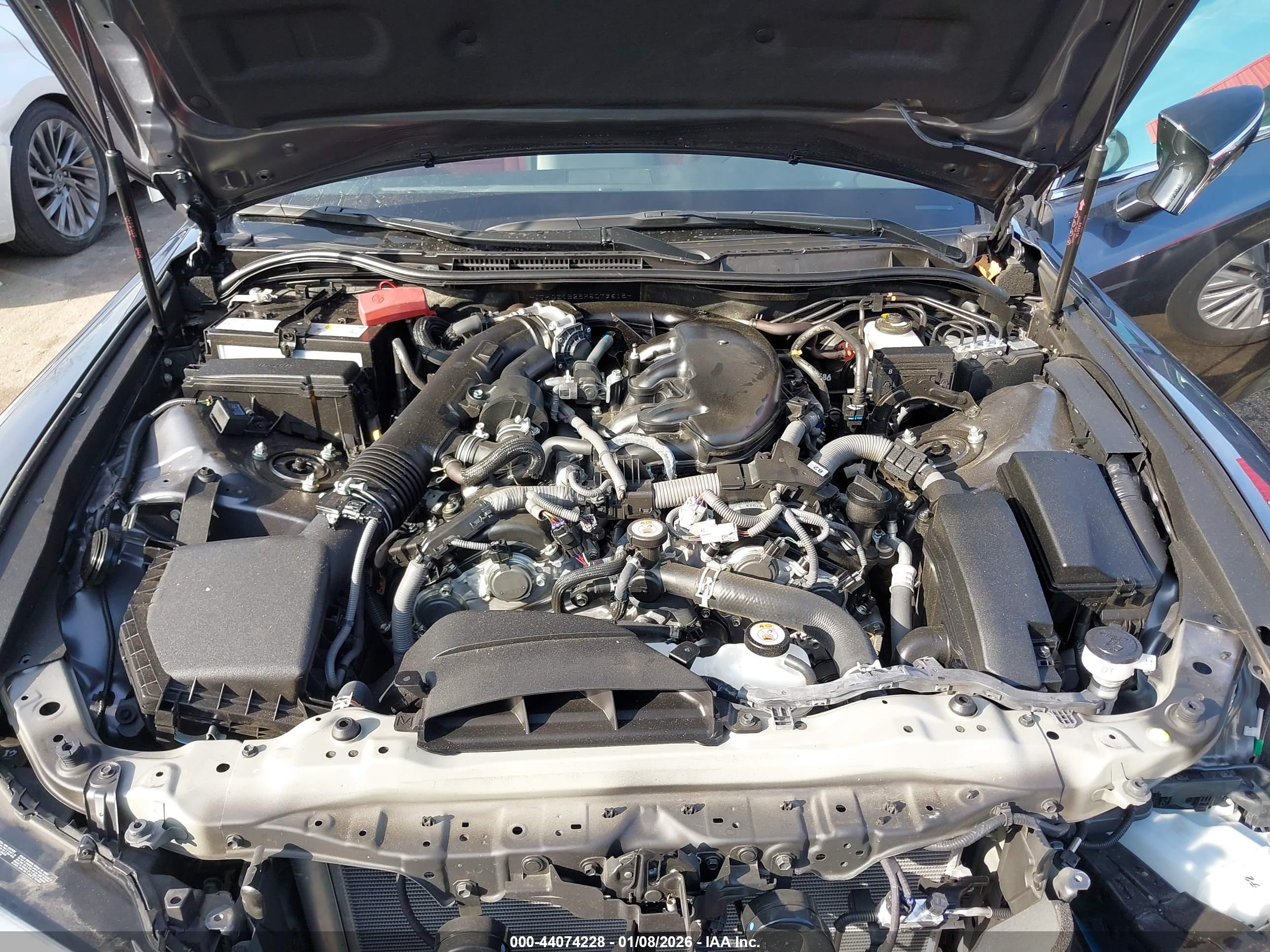 LEXUS IS image 10