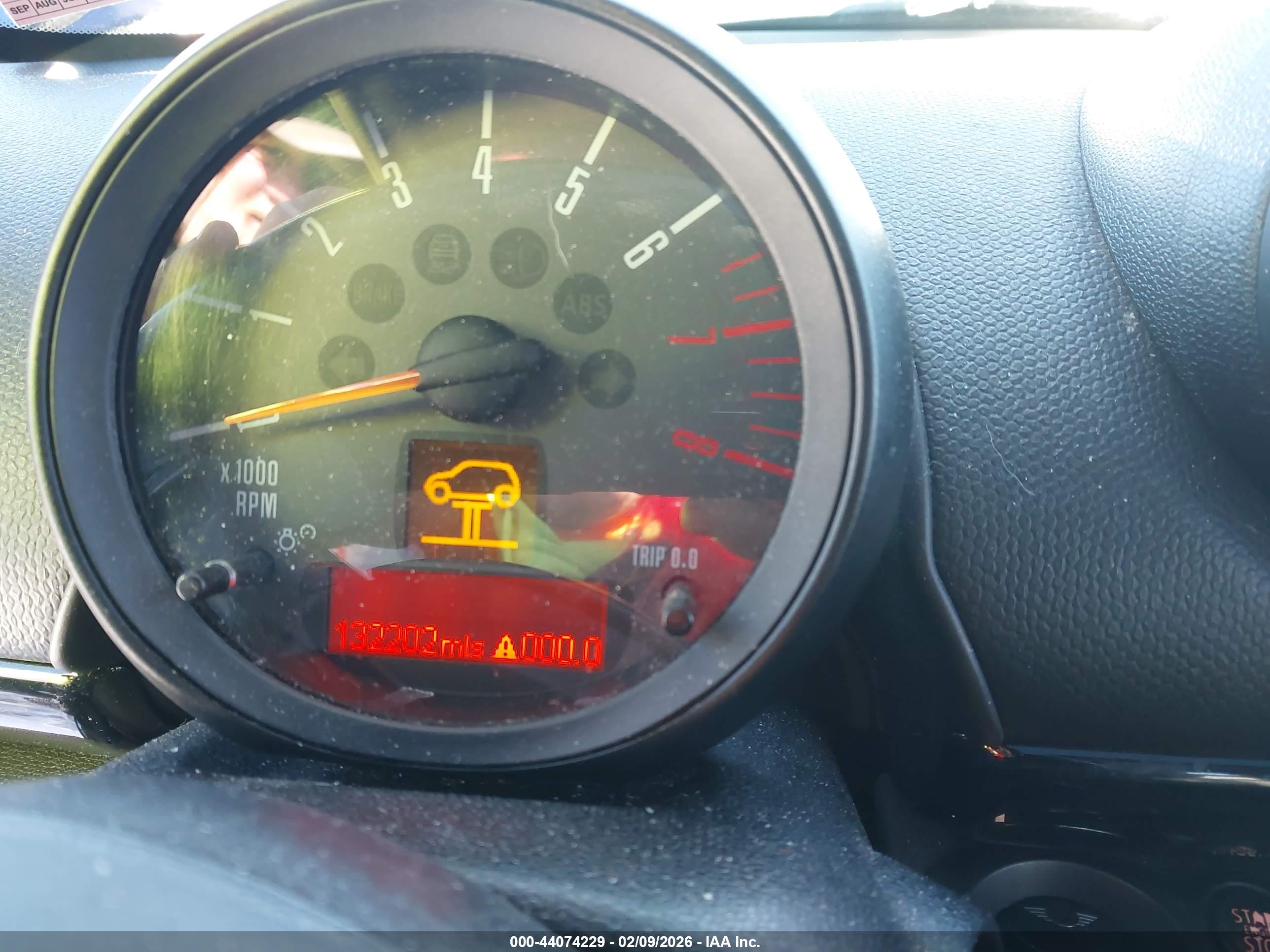 MINI COUNTRYMAN image 7