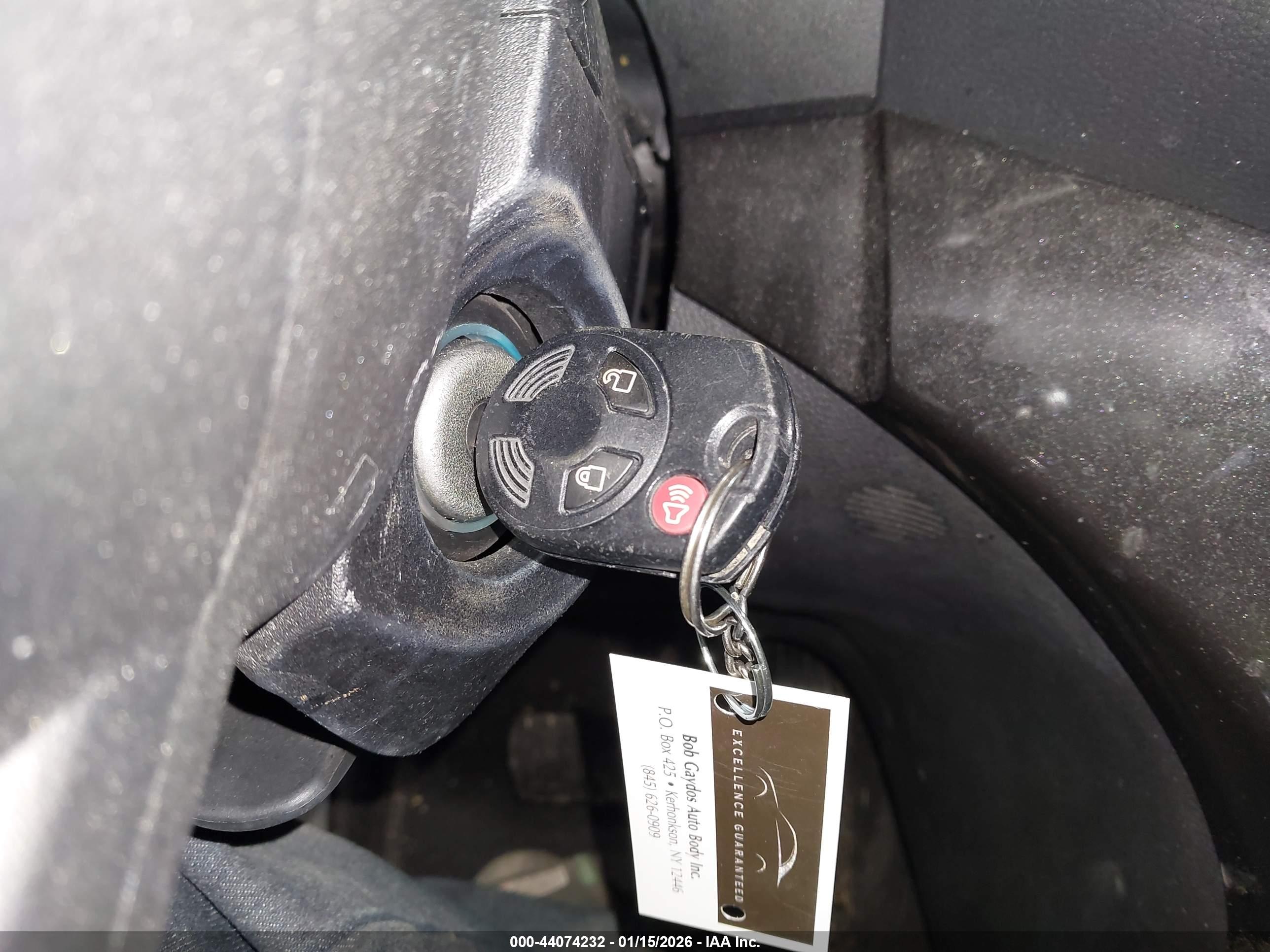 FORD ESCAPE image 11