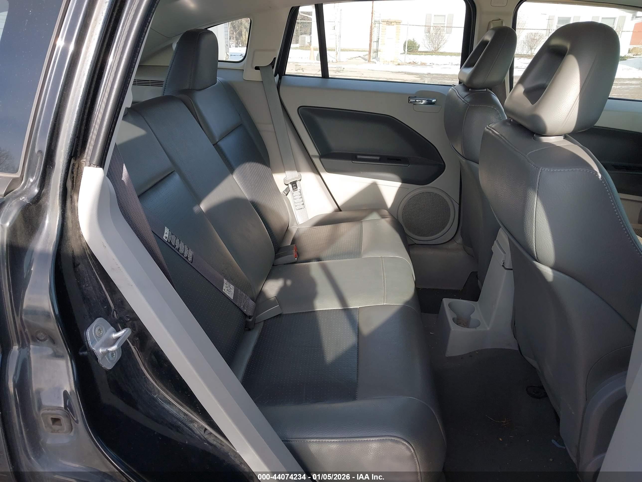 DODGE CALIBER image 8