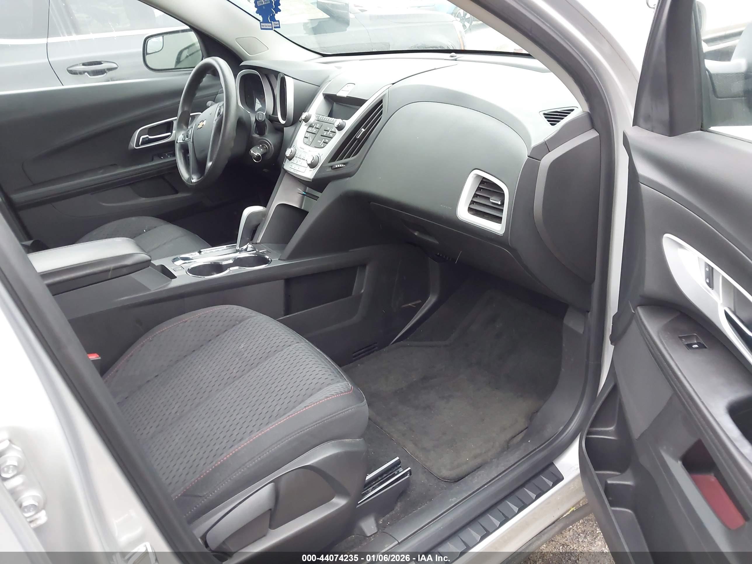 CHEVROLET EQUINOX image 5