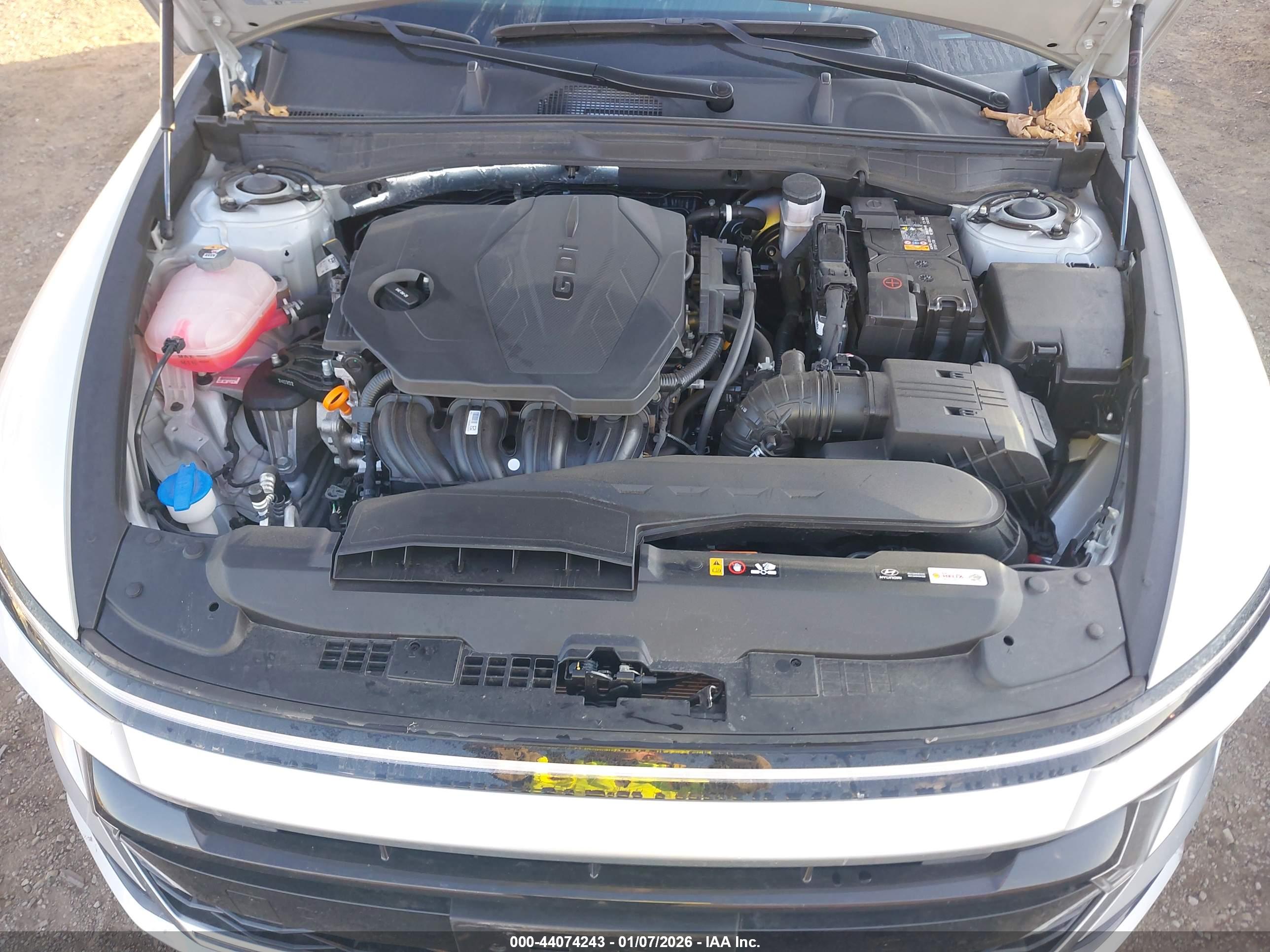HYUNDAI SONATA image 10