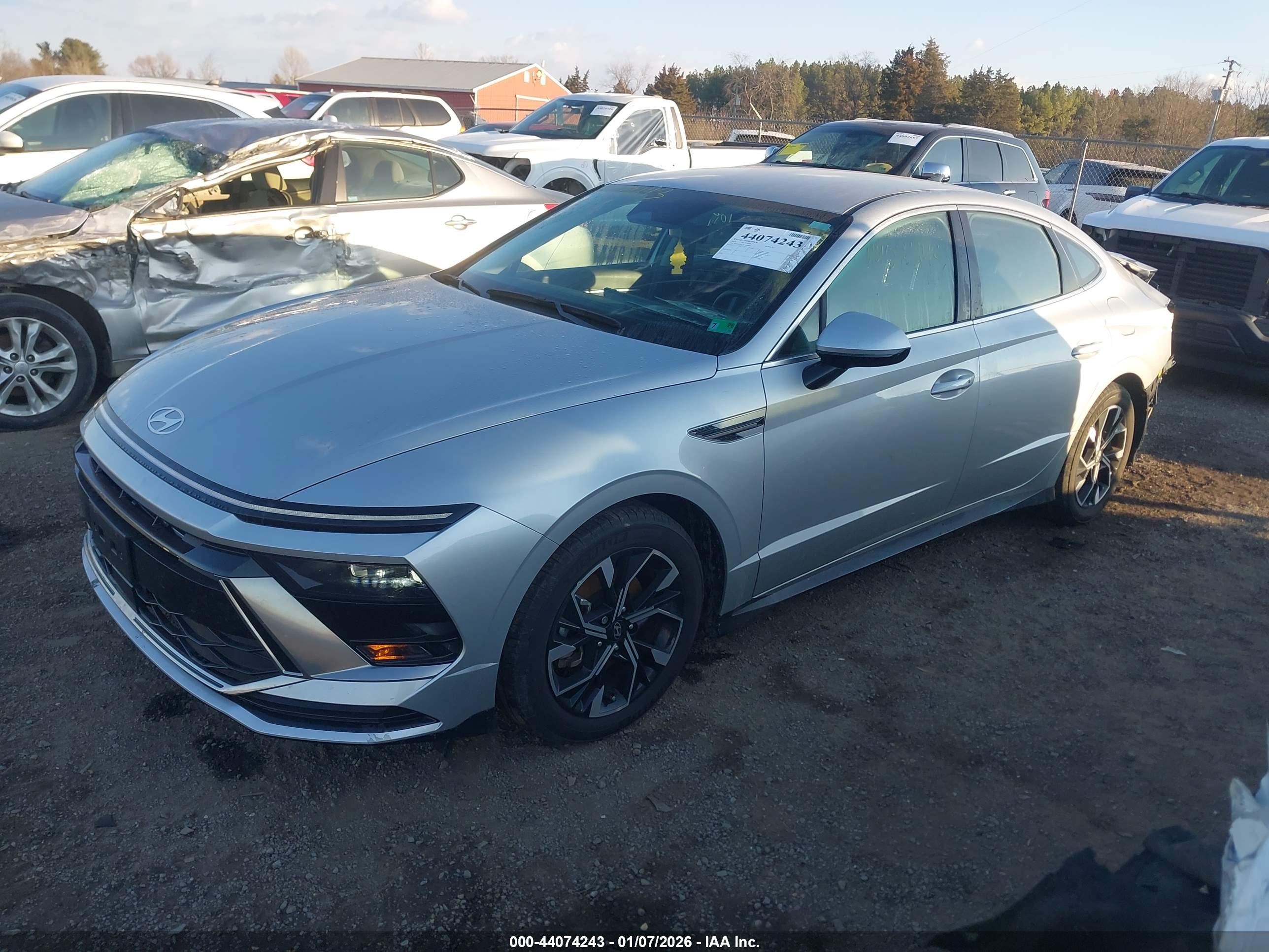 HYUNDAI SONATA image 2