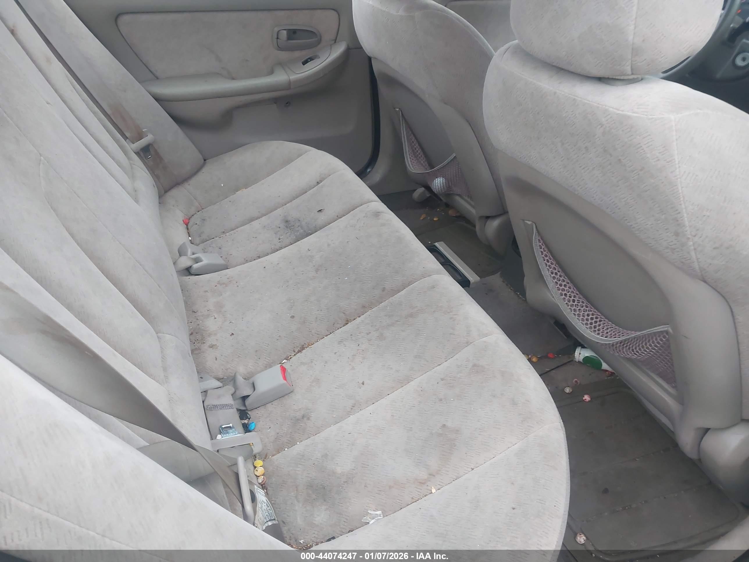 HYUNDAI ELANTRA image 8
