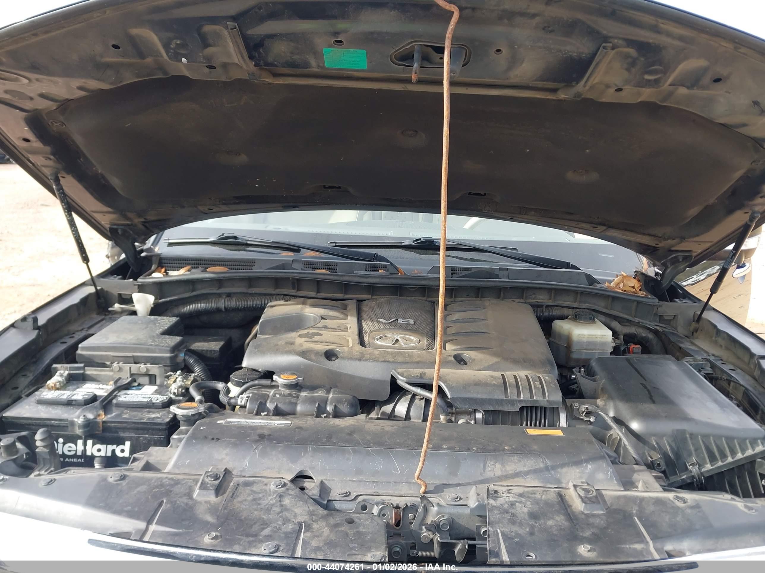 INFINITI QX56 image 10