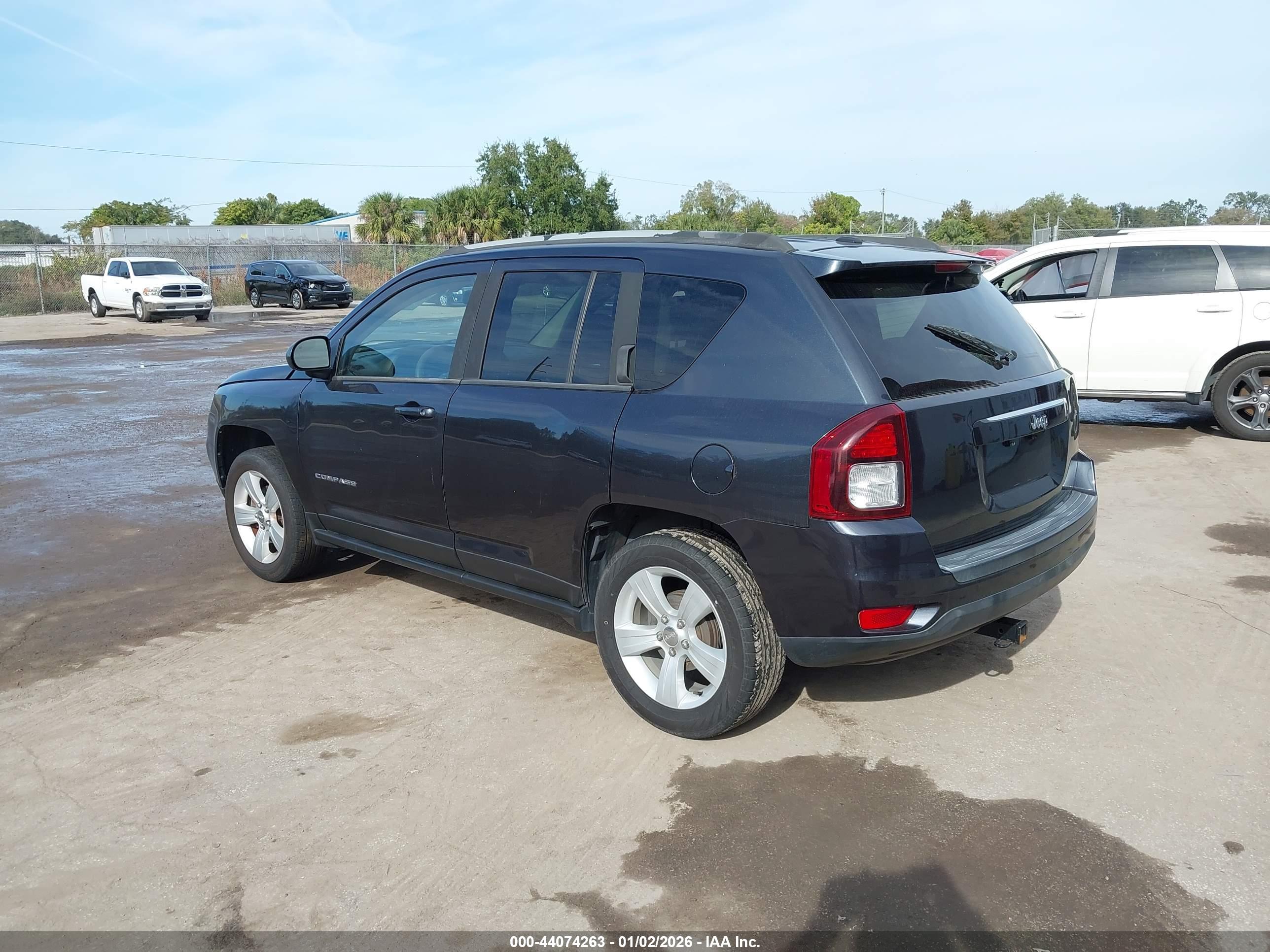 JEEP COMPASS image 3