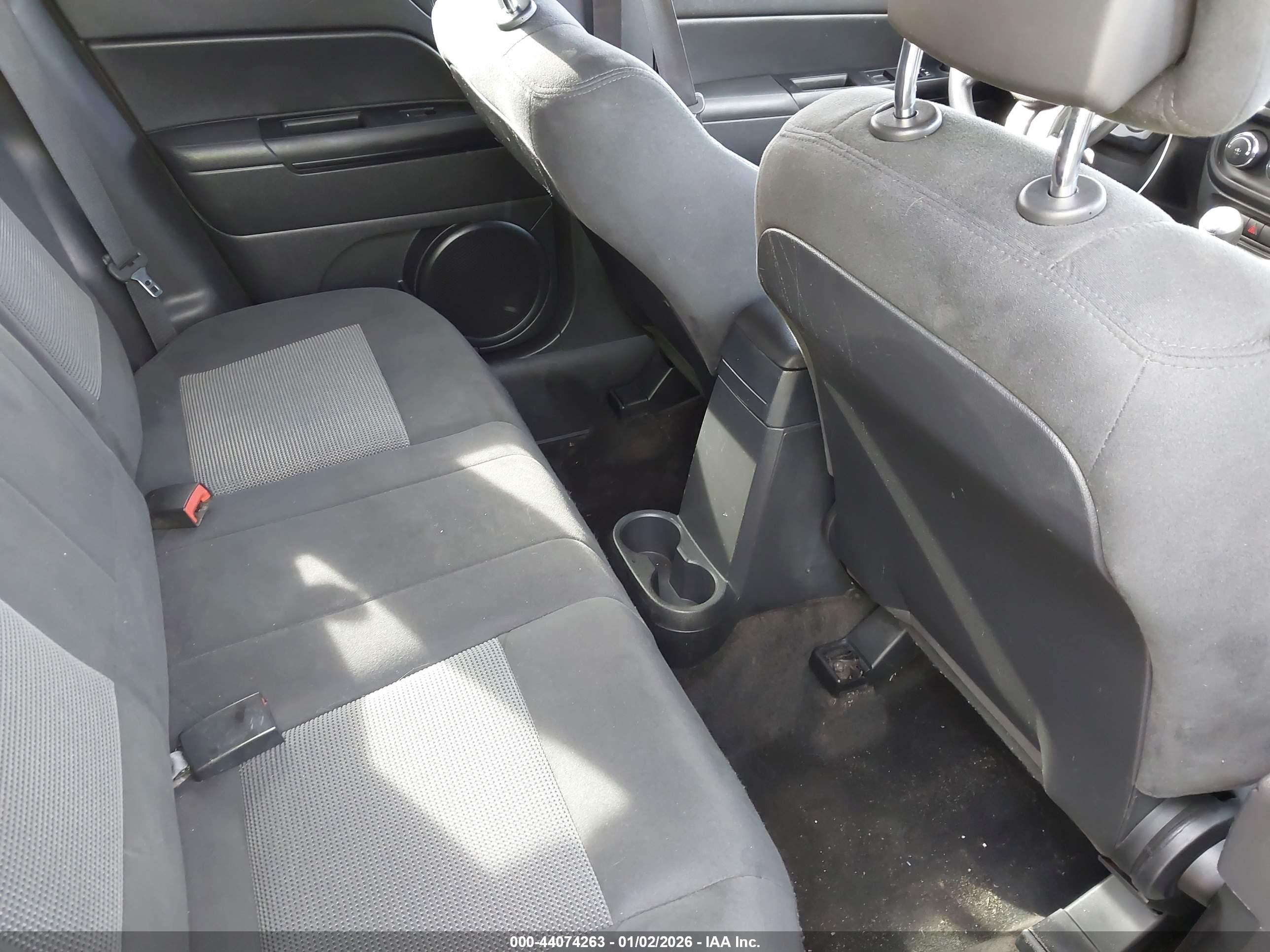 JEEP COMPASS image 8