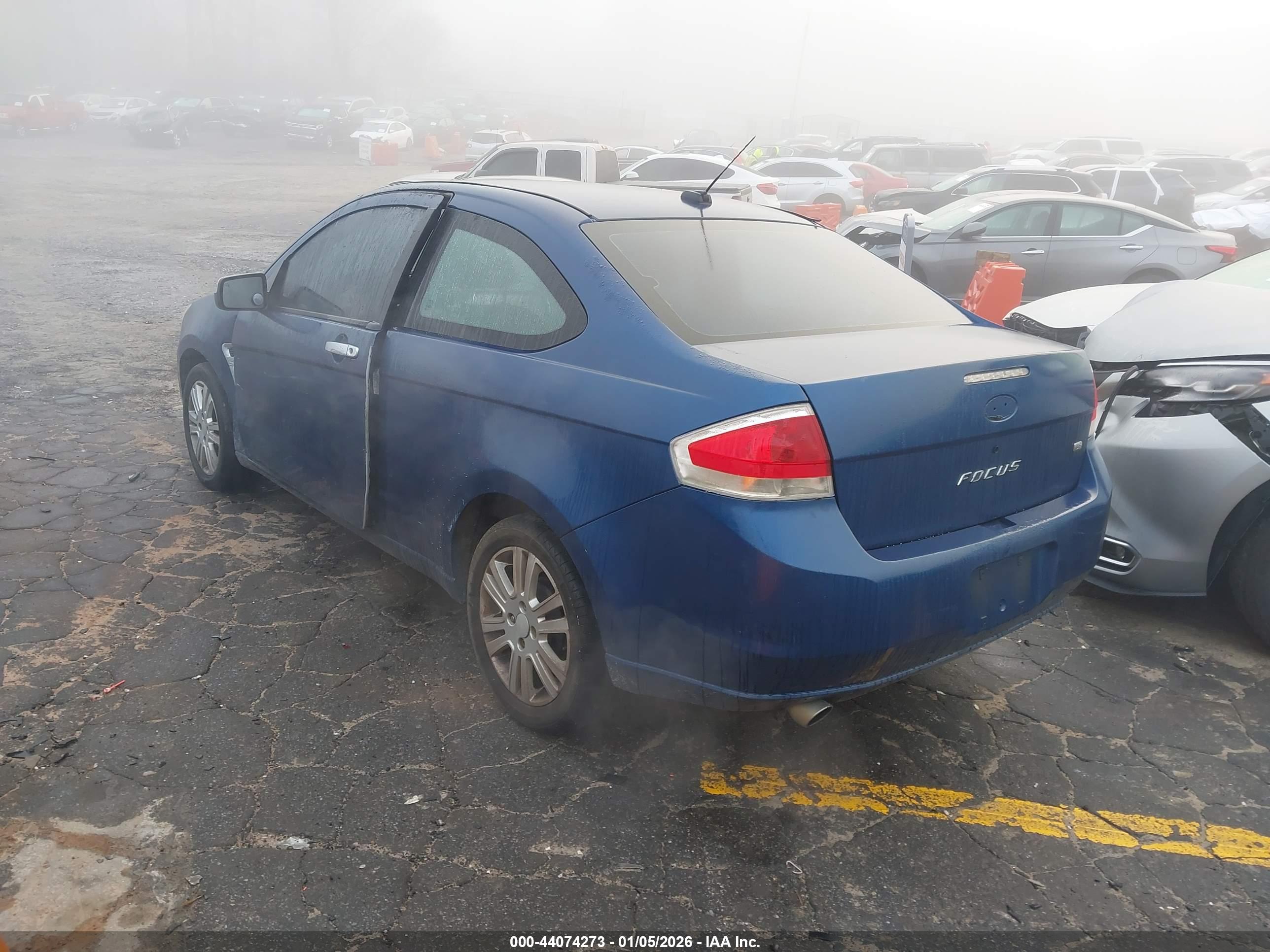 FORD FOCUS image 3