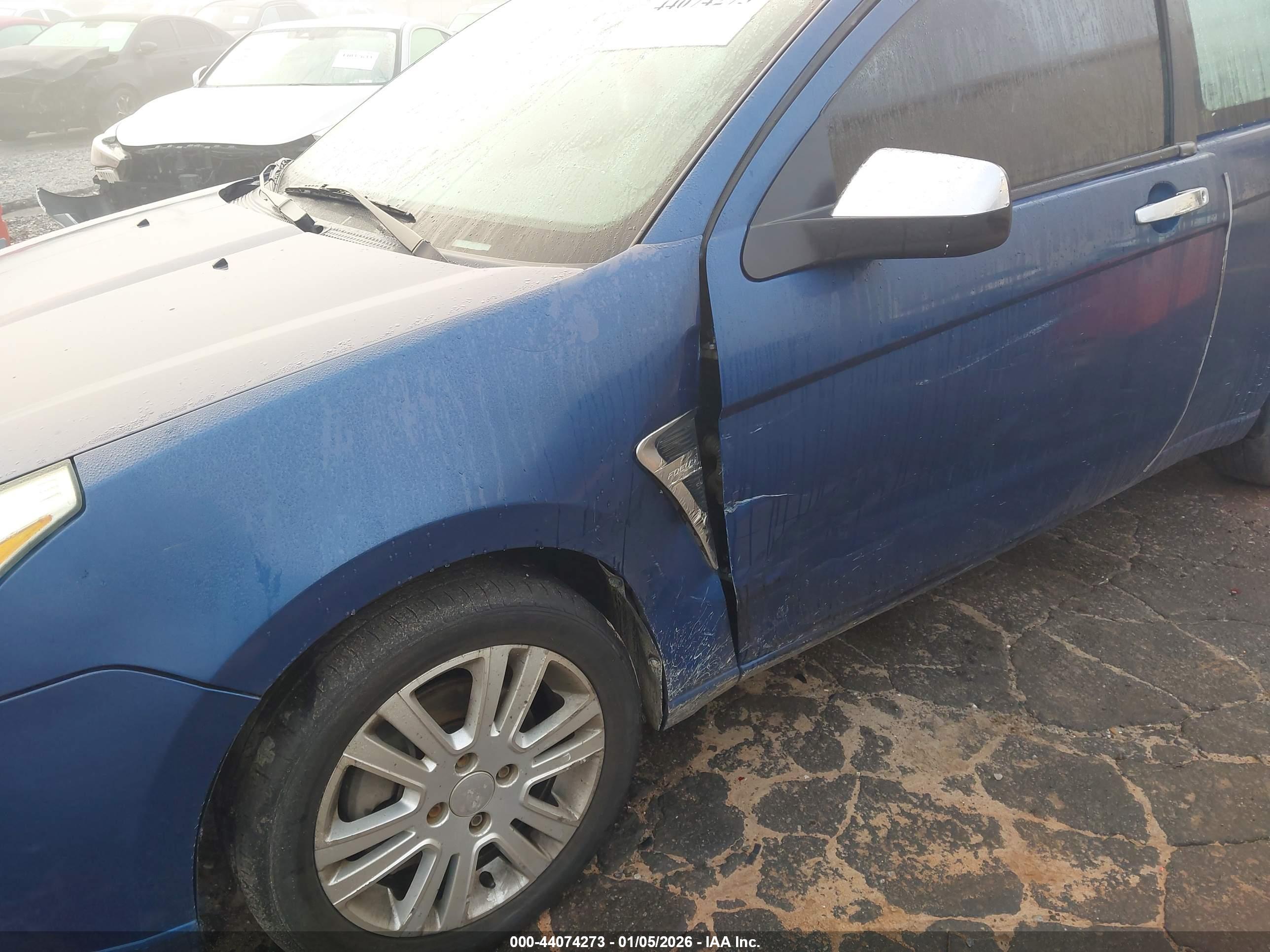 FORD FOCUS image 6