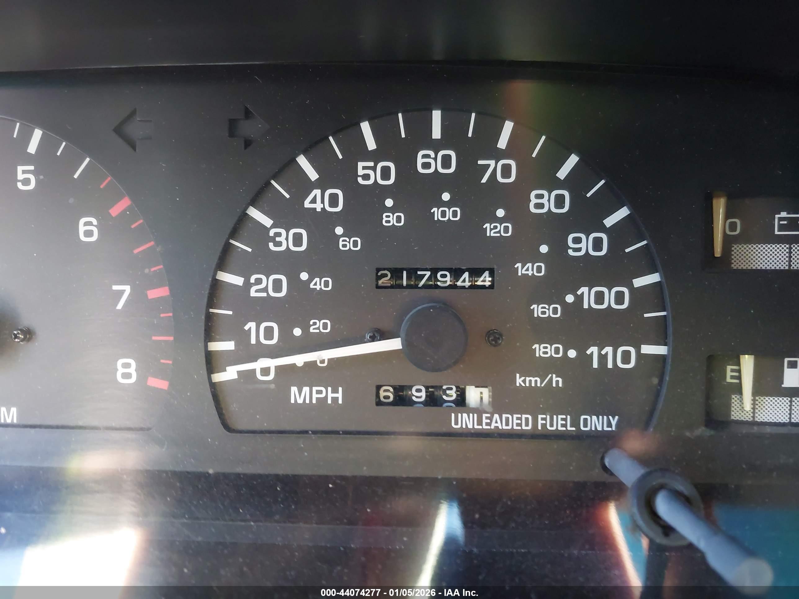 TOYOTA 4RUNNER image 7