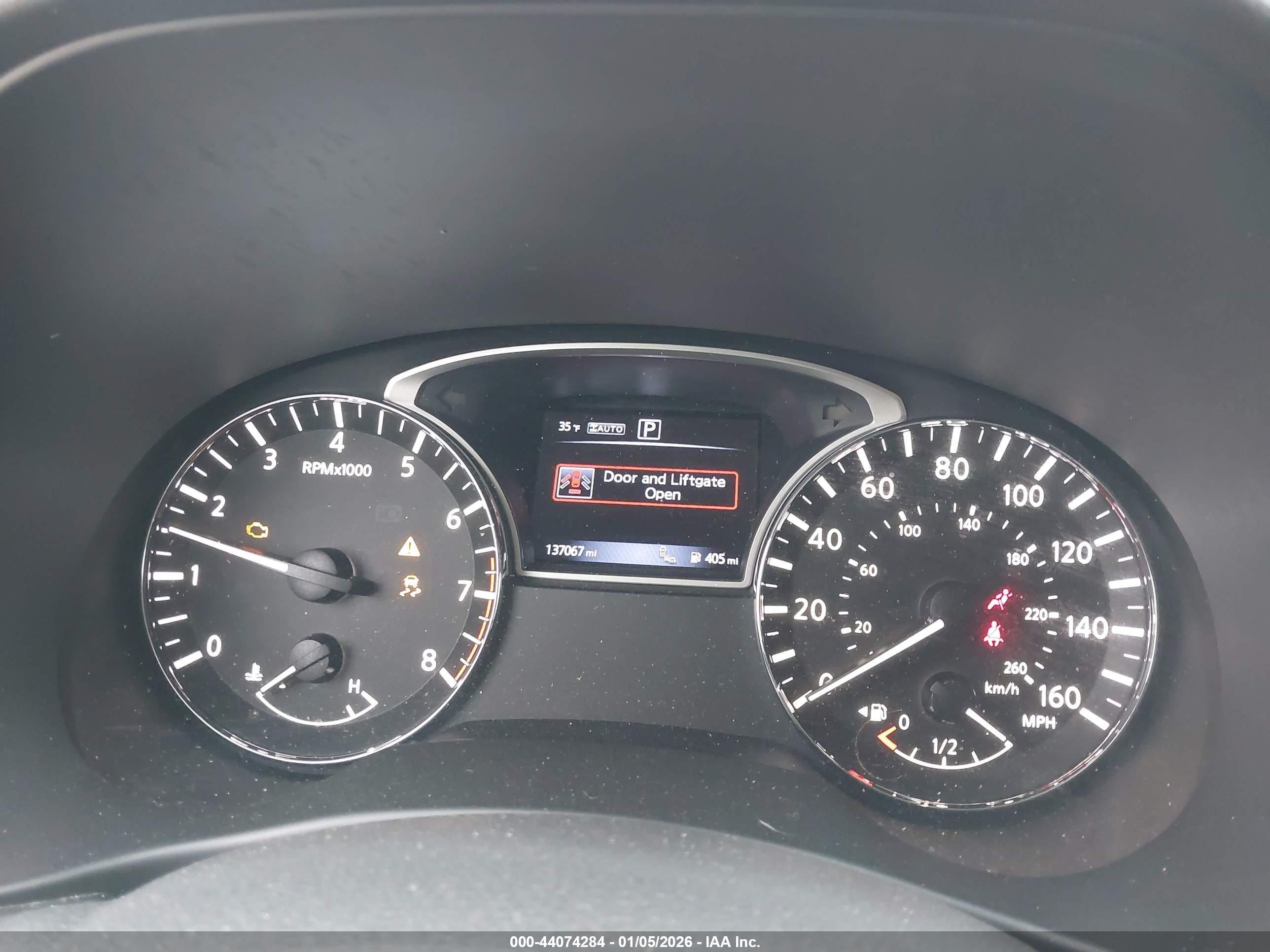 NISSAN PATHFINDER image 7