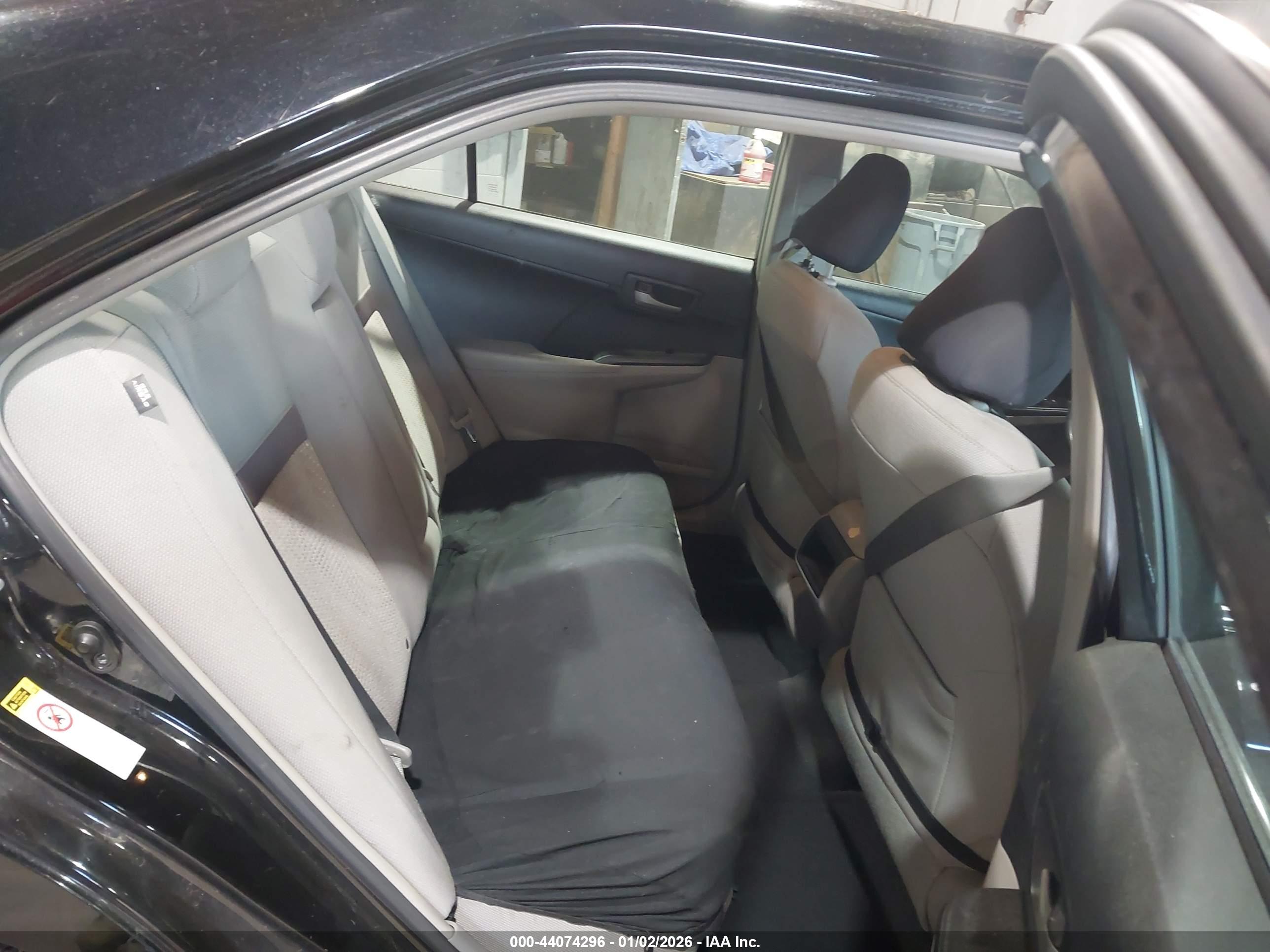 TOYOTA CAMRY image 8