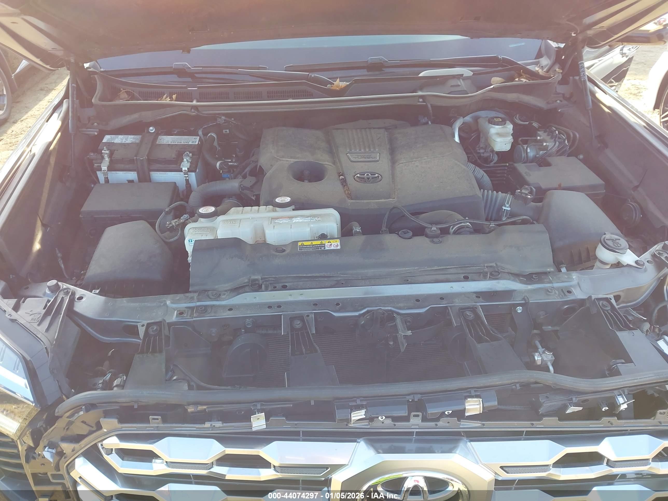 TOYOTA TUNDRA image 10