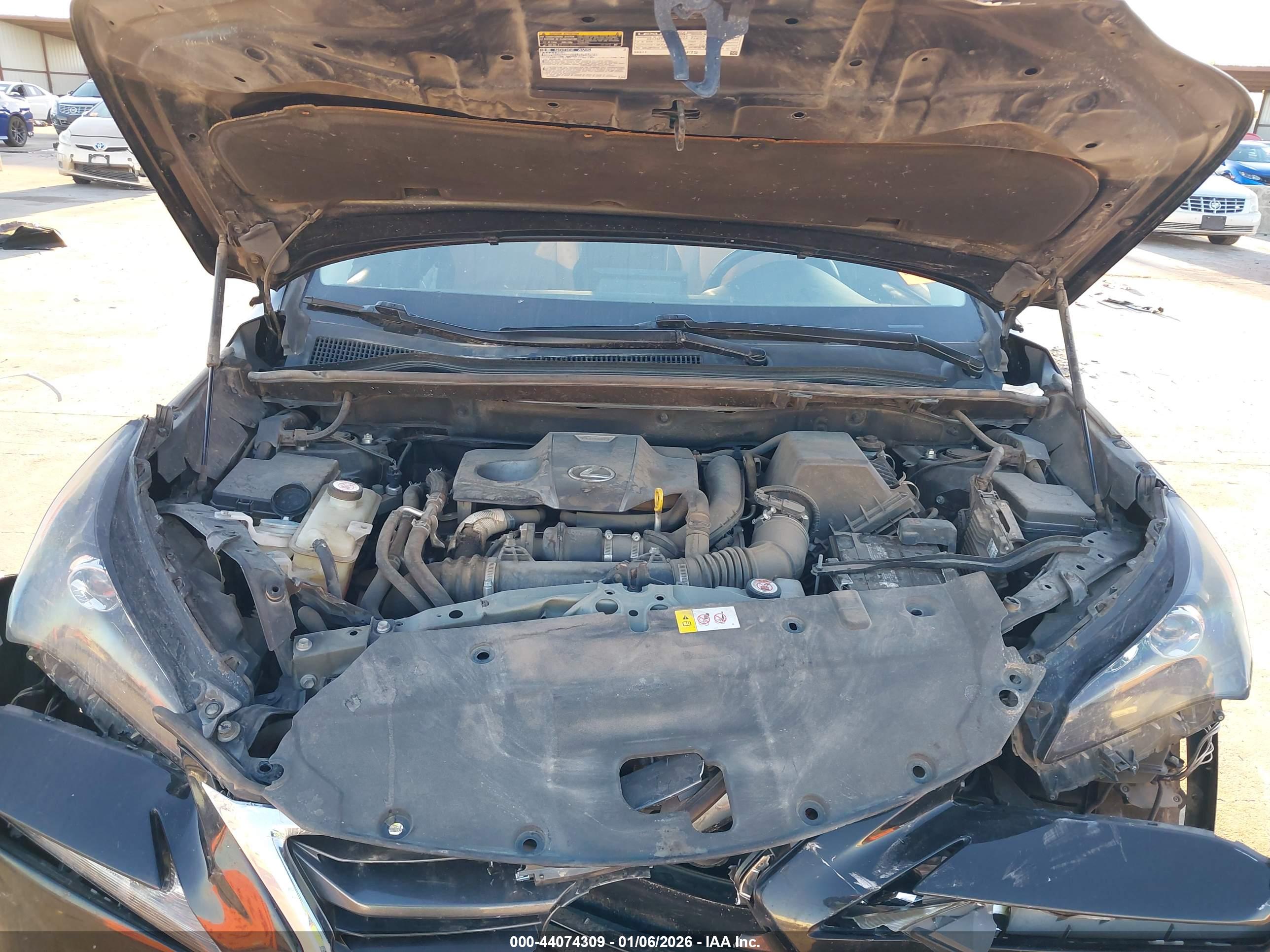 LEXUS NX image 10