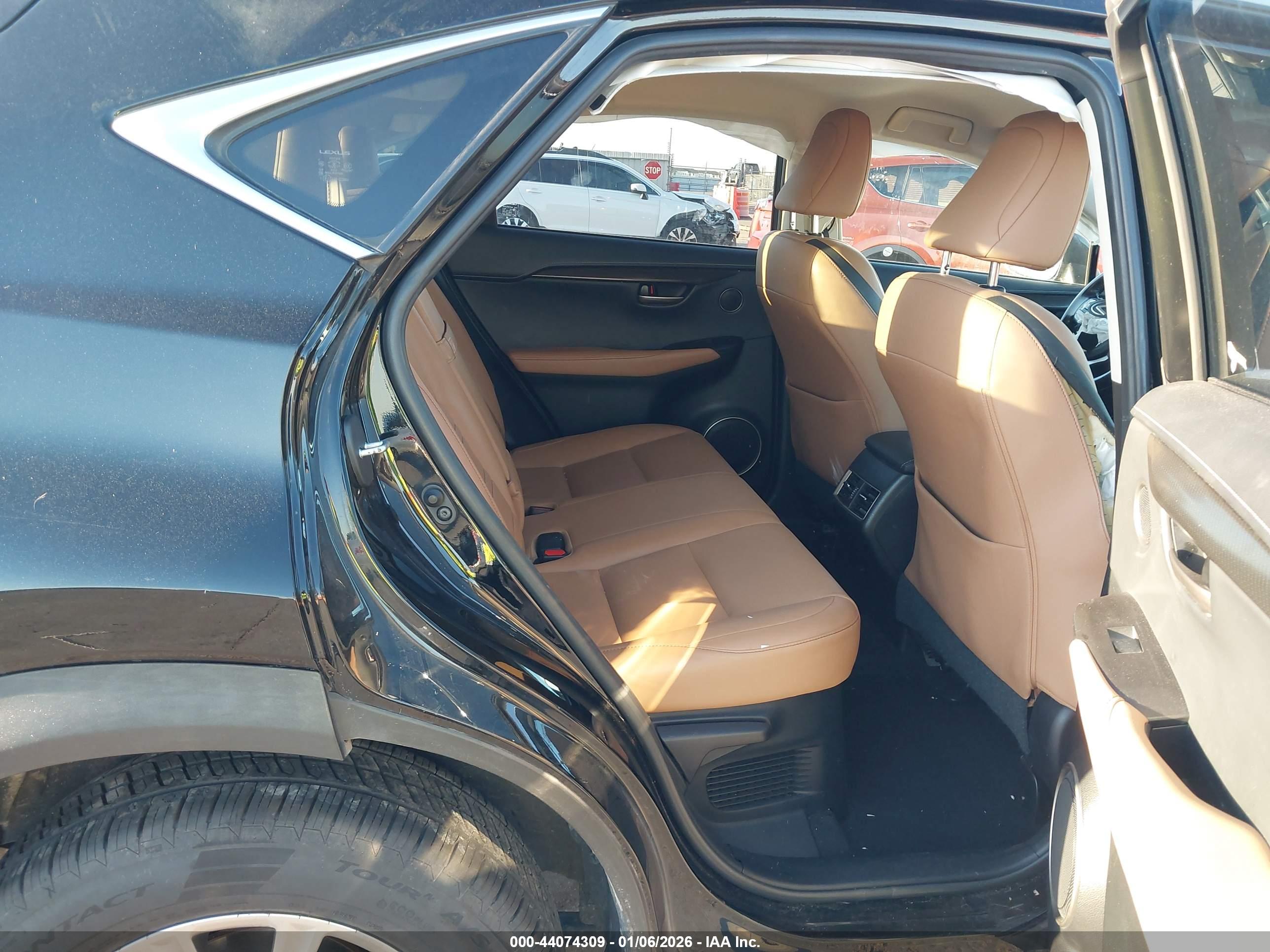 LEXUS NX image 8
